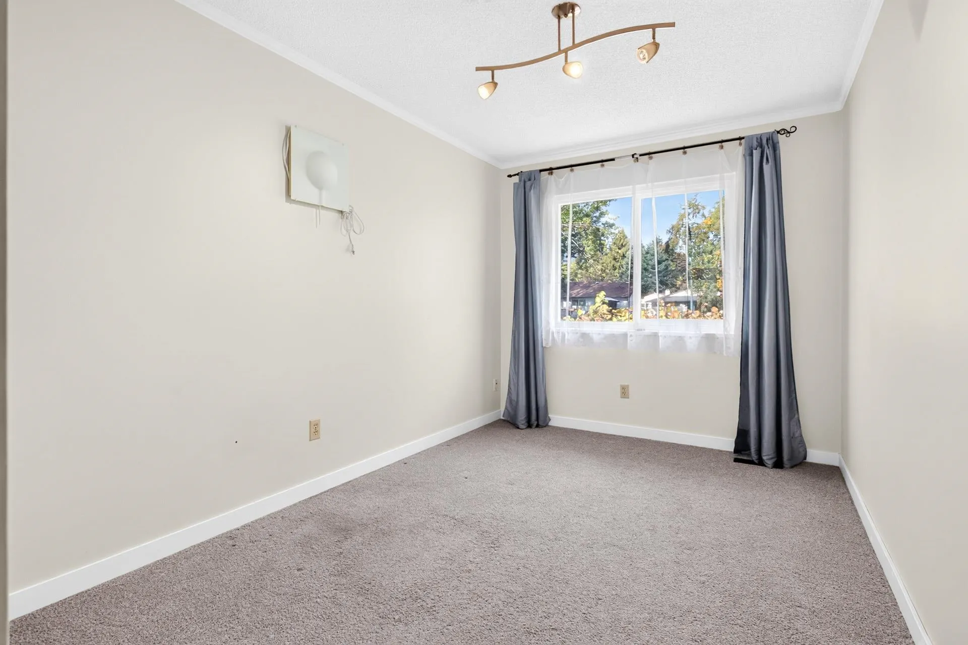 3167 Sechelt Drive