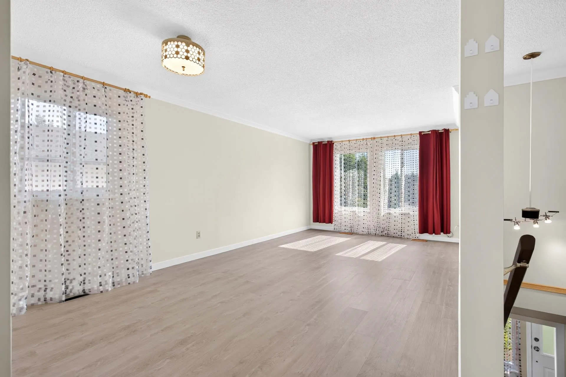 3167 Sechelt Drive