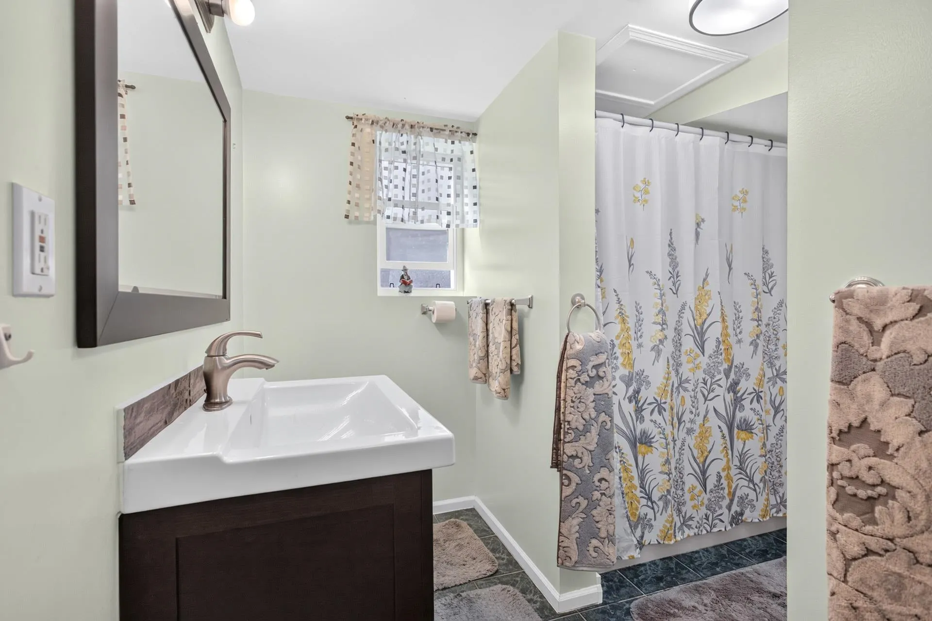 3167 Sechelt Drive