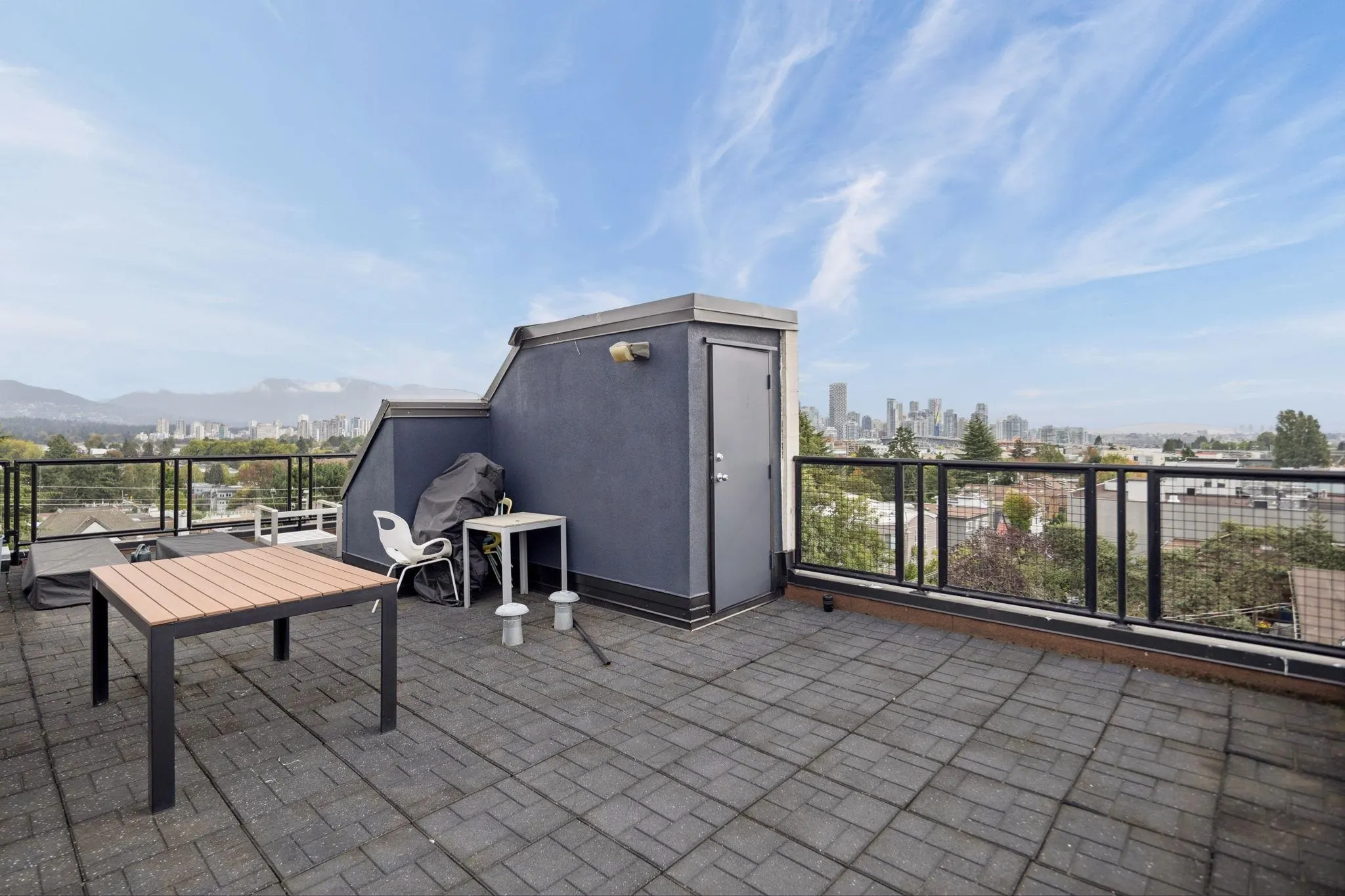 2023 W 4th Avenue #1