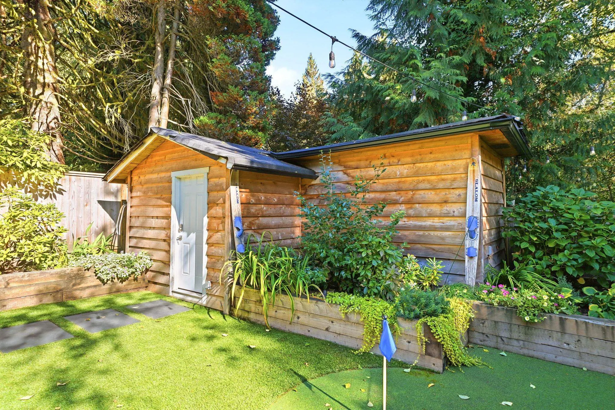 1720 Deep Cove Road