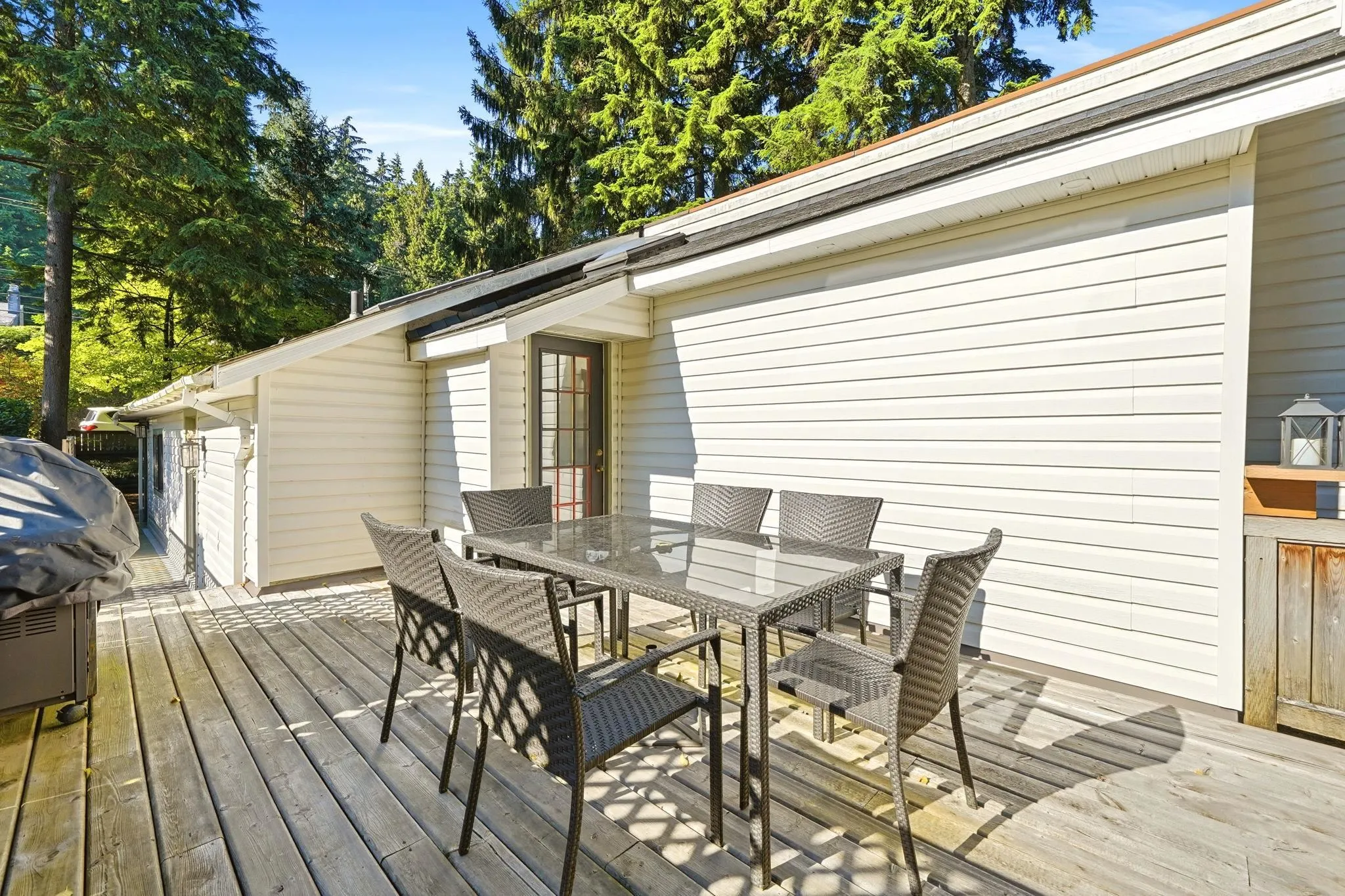 1720 Deep Cove Road