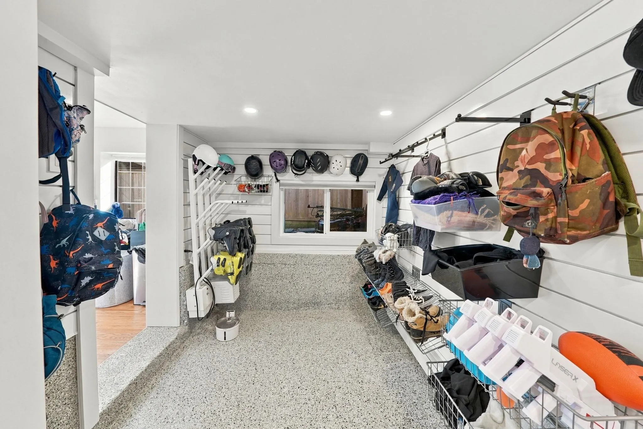 1720 Deep Cove Road