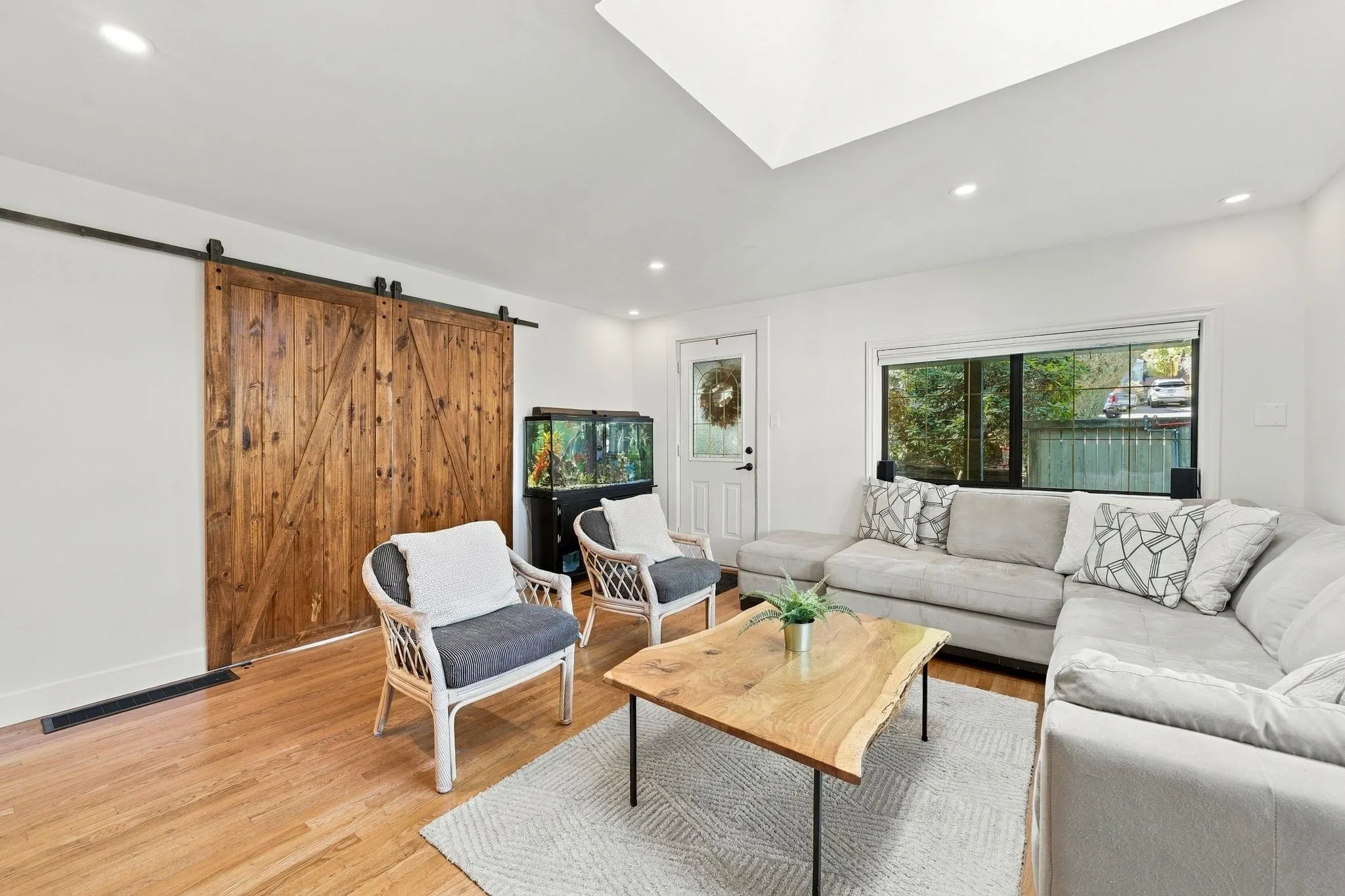 1720 Deep Cove Road
