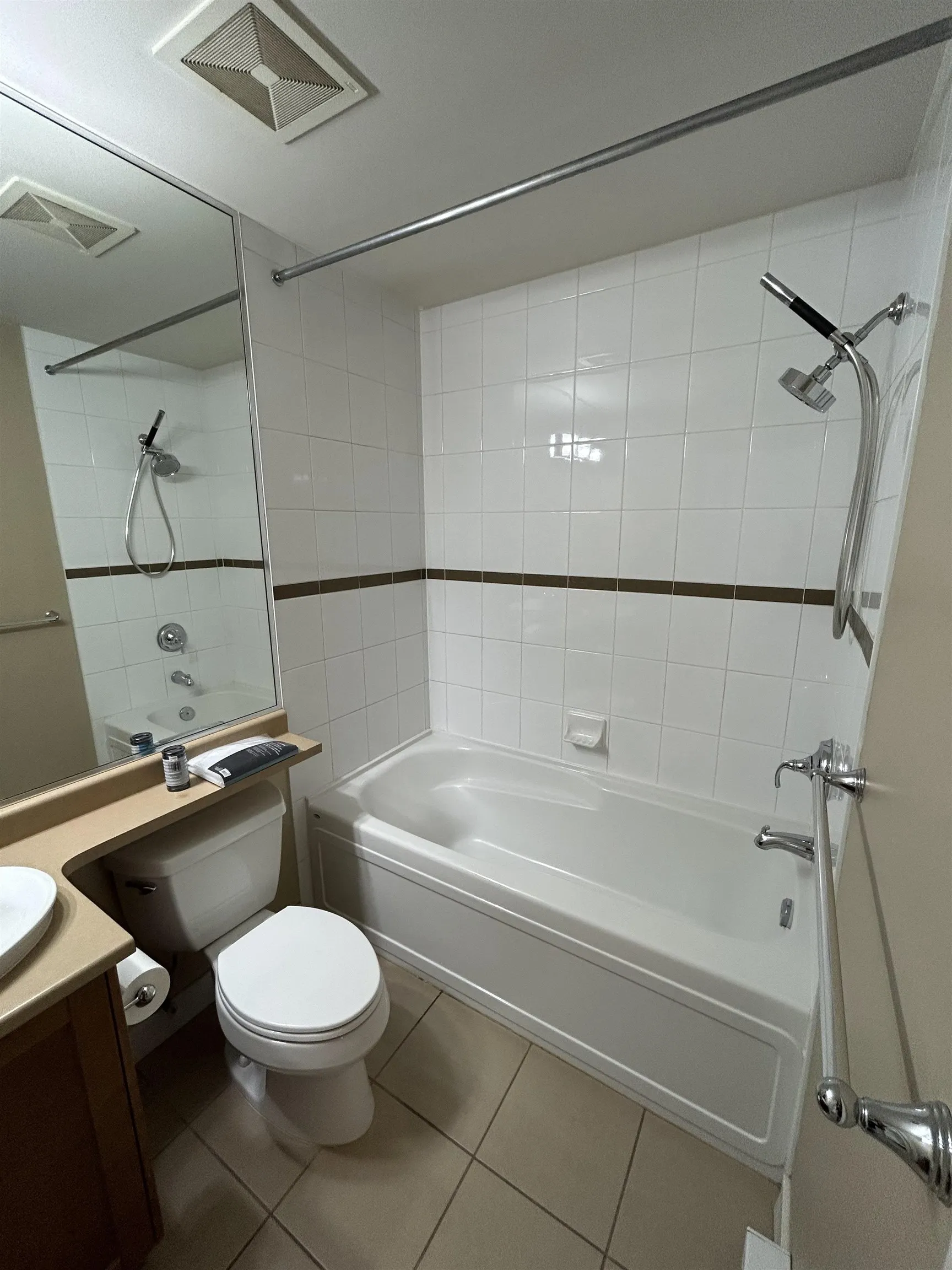 7388 Macpherson Avenue #157