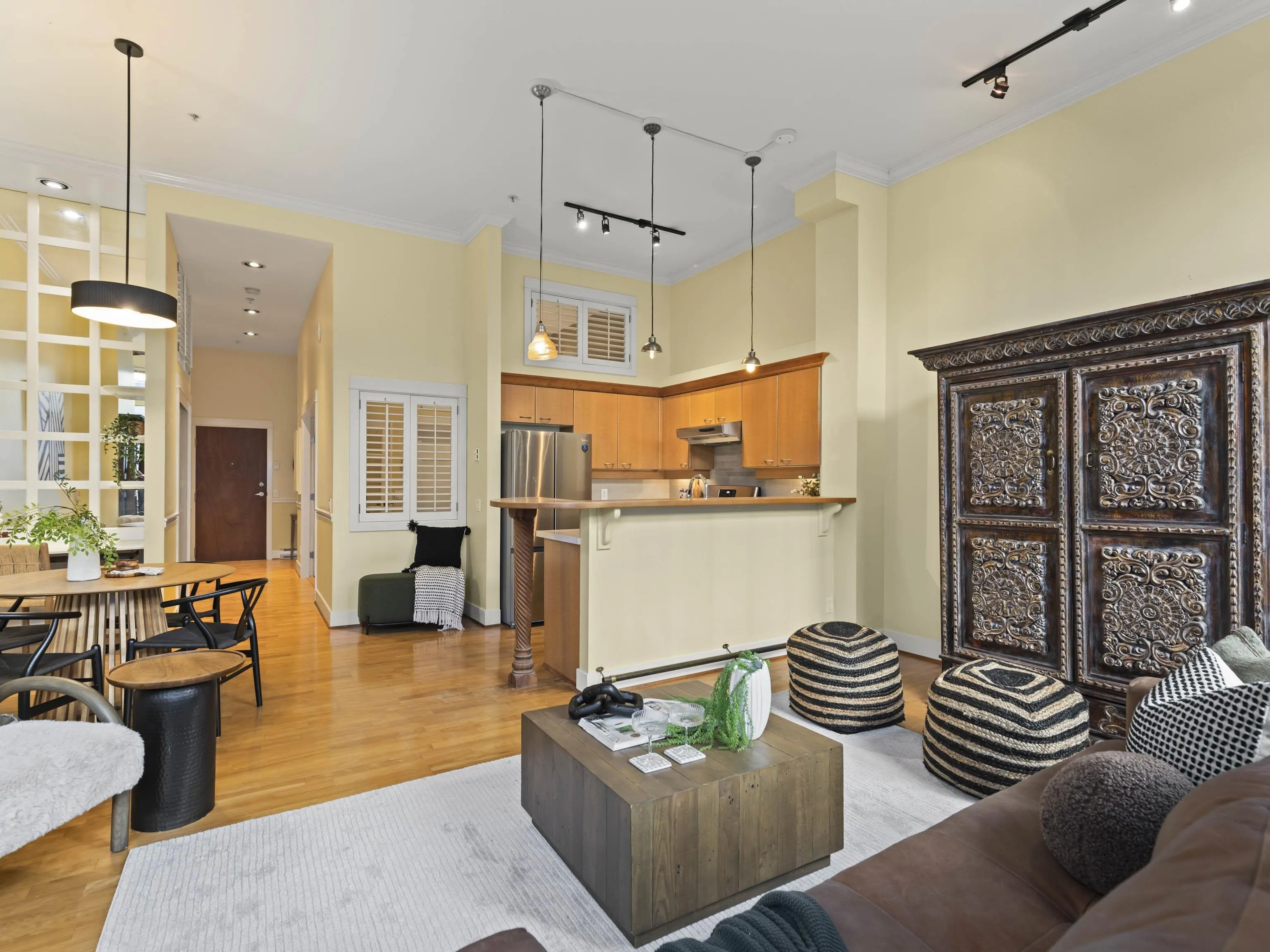 1811 W 16th Avenue #105