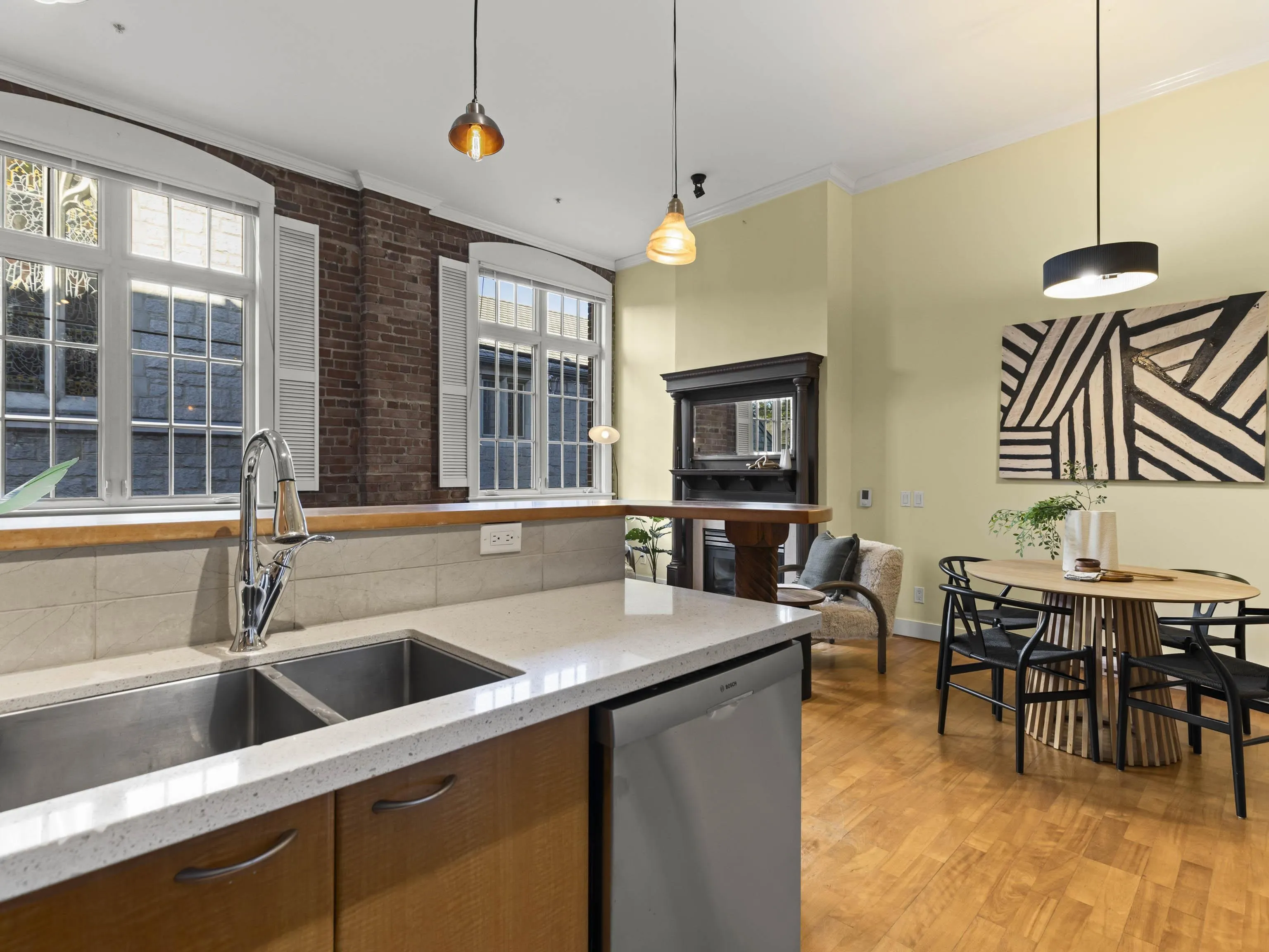 1811 W 16th Avenue #105