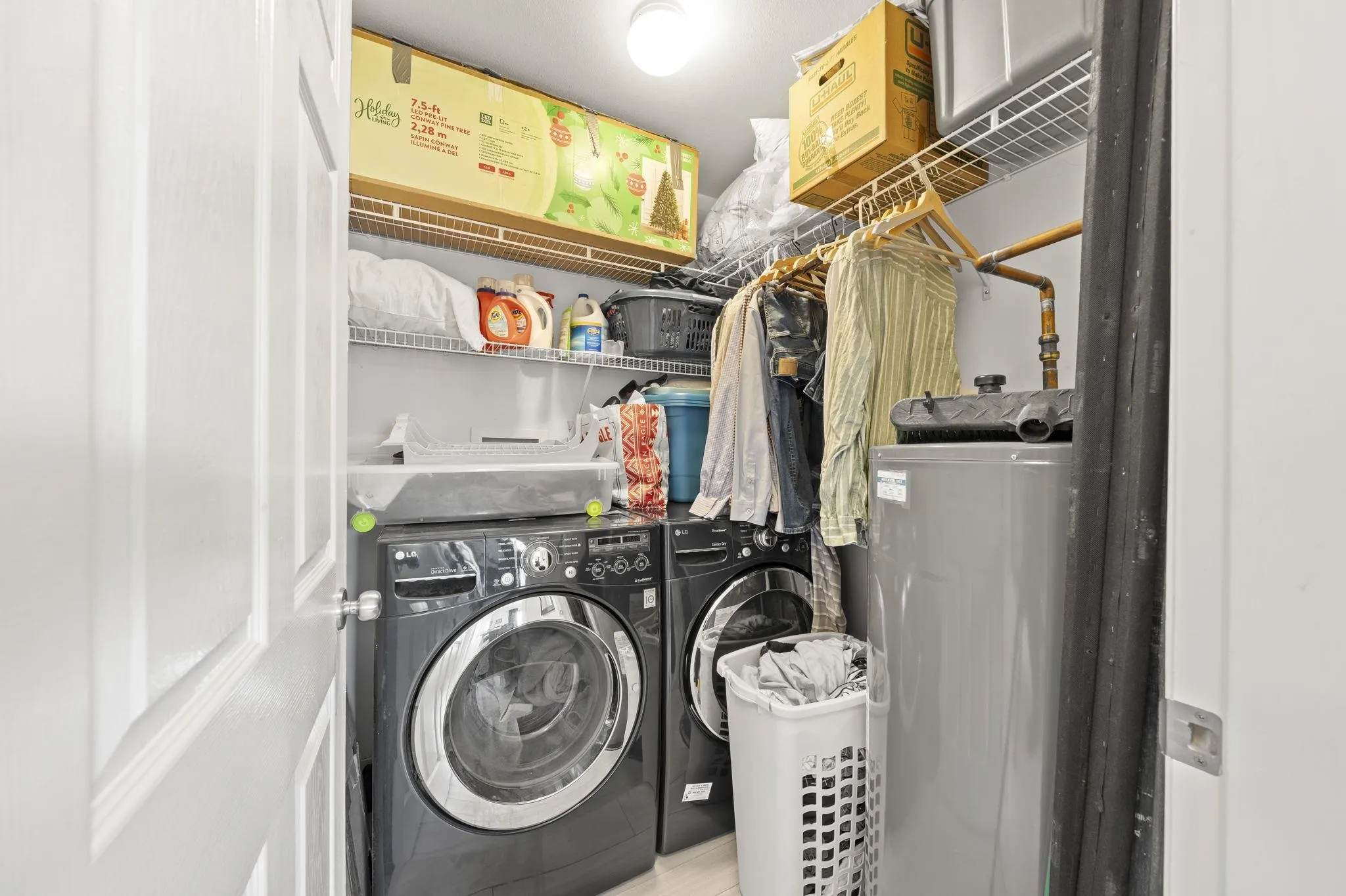 121 Shoreline Circle #201
