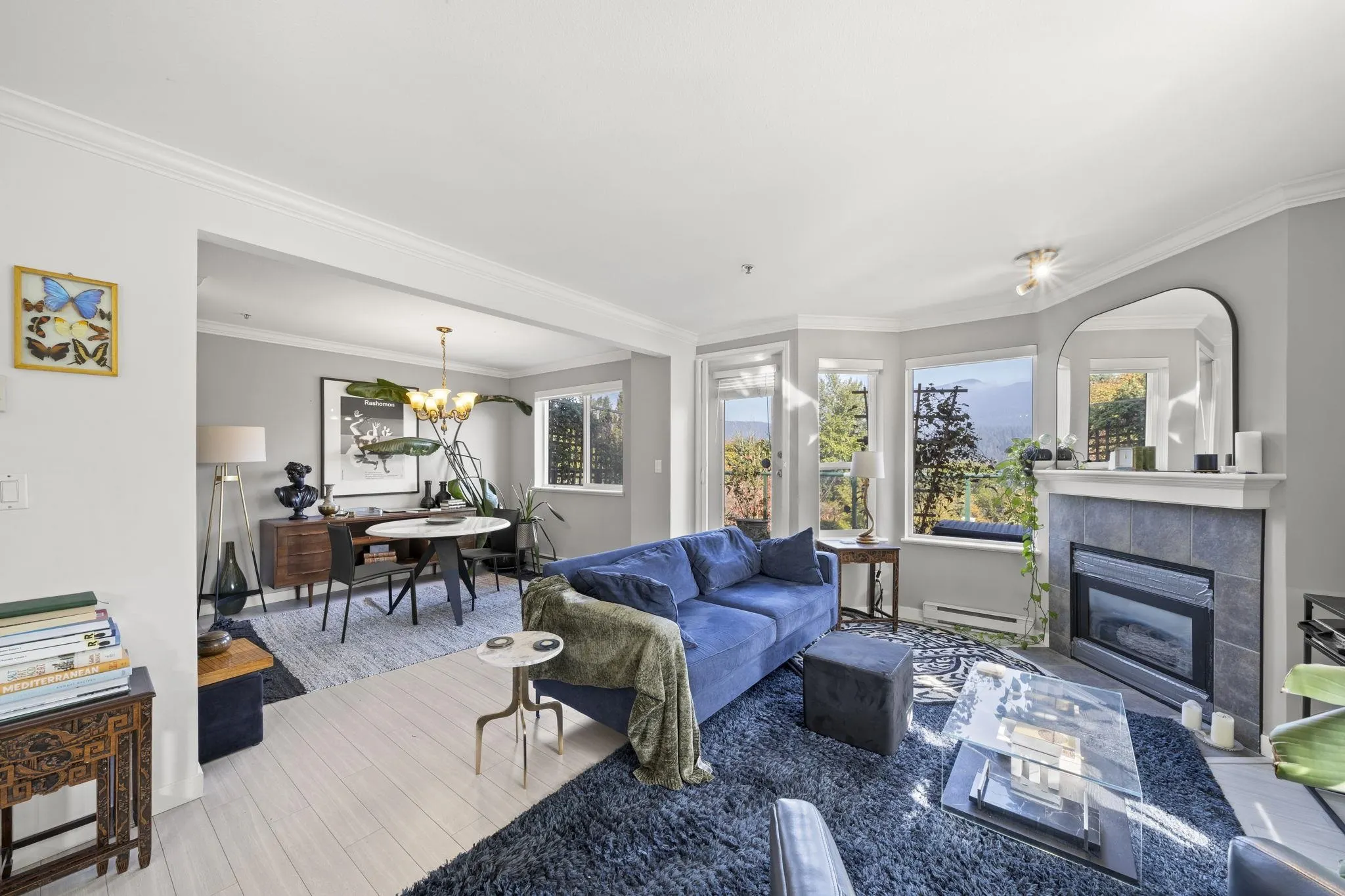 121 Shoreline Circle #201