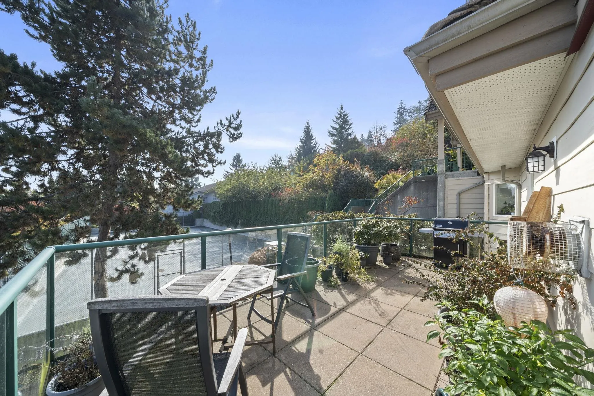 121 Shoreline Circle #201