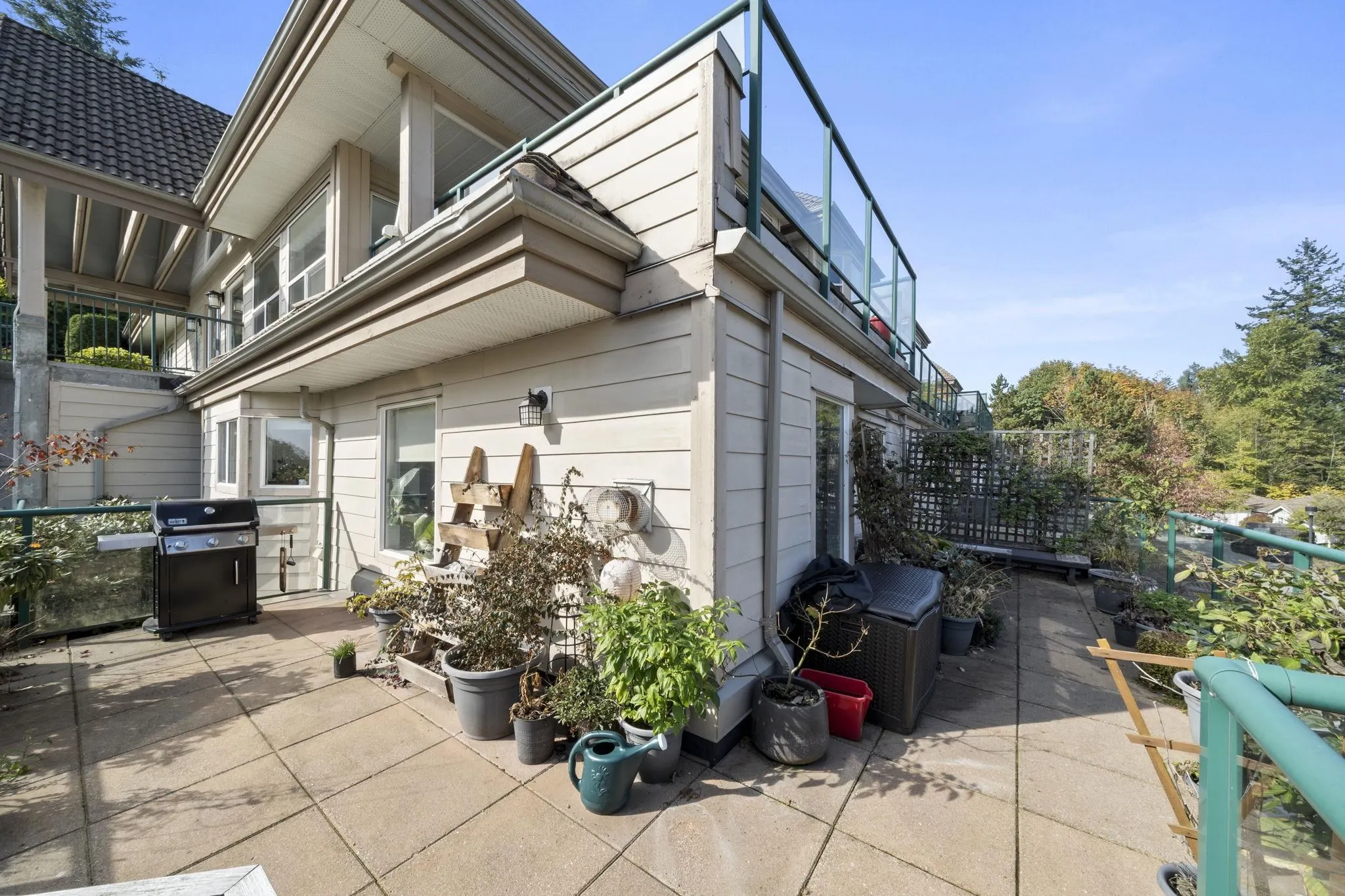 121 Shoreline Circle #201