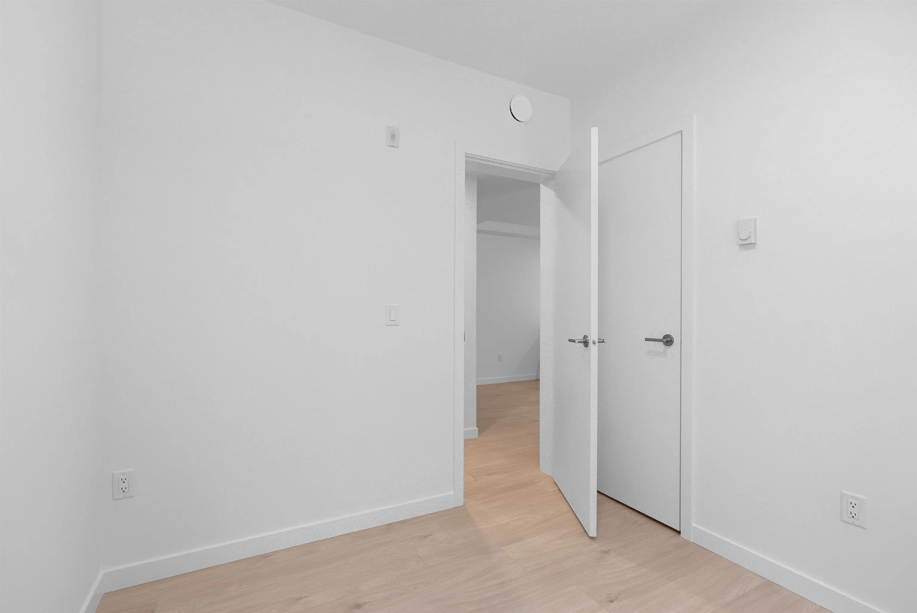 954 Lytton Street #120