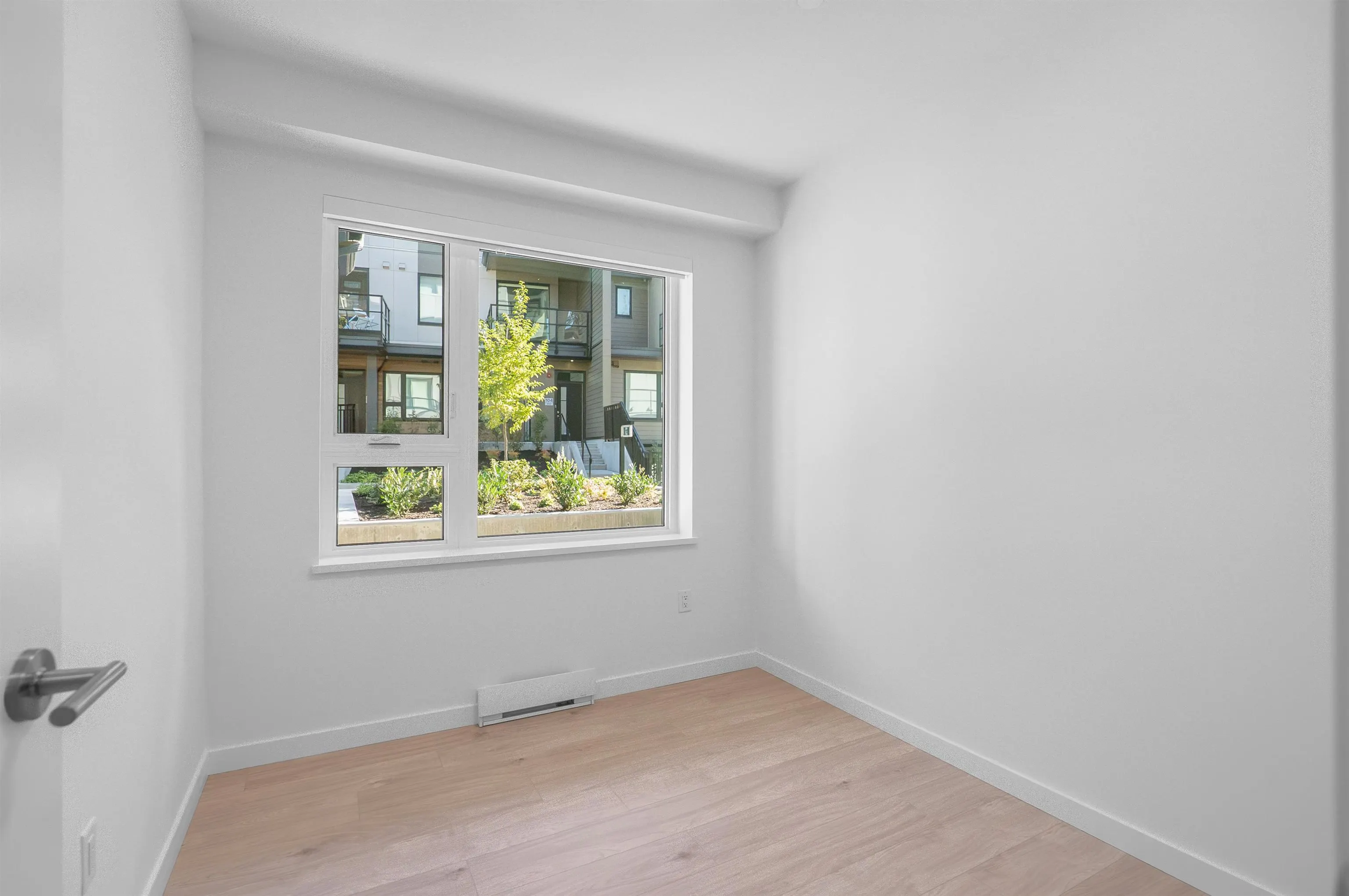 954 Lytton Street #120