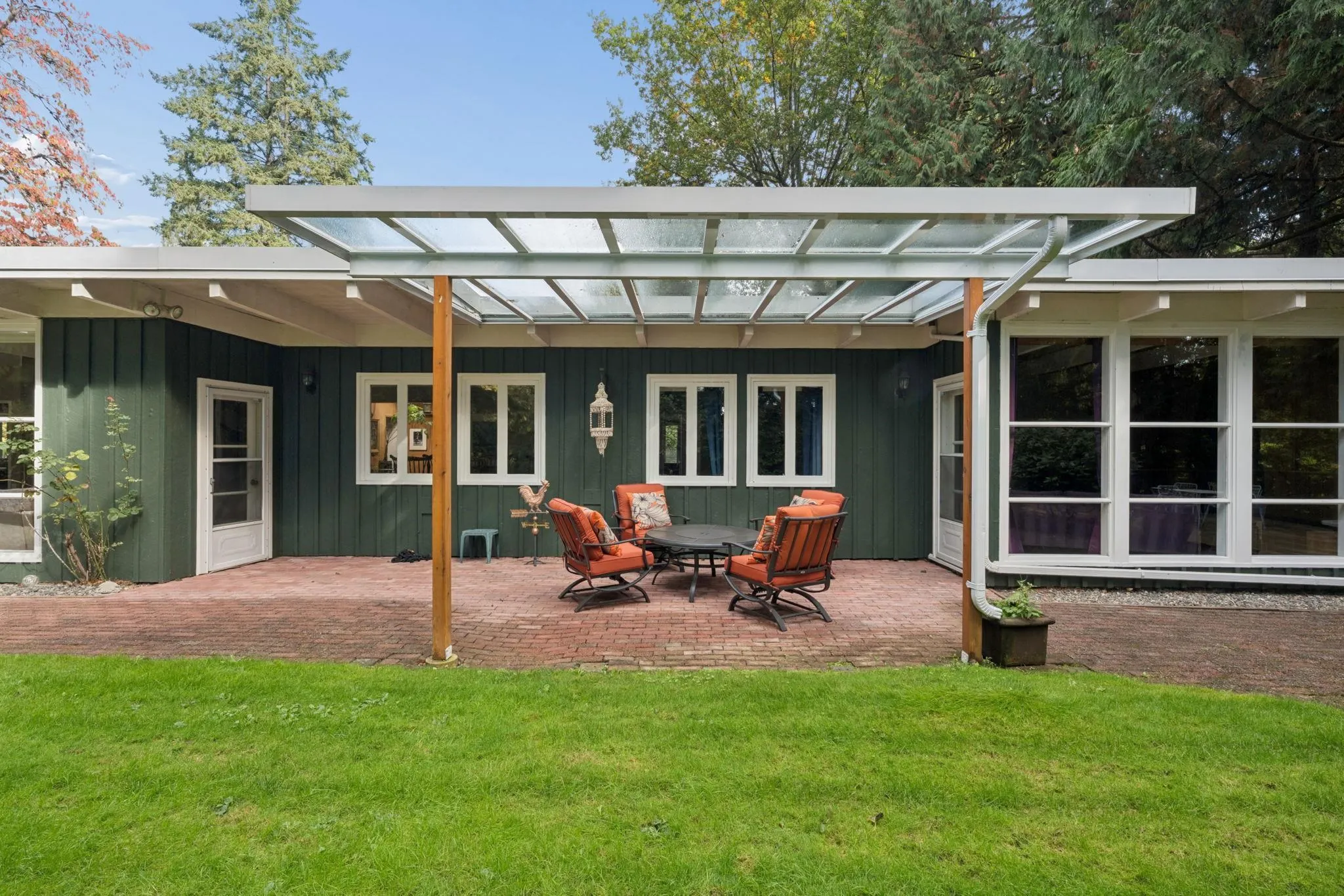 455 Macbeth Crescent