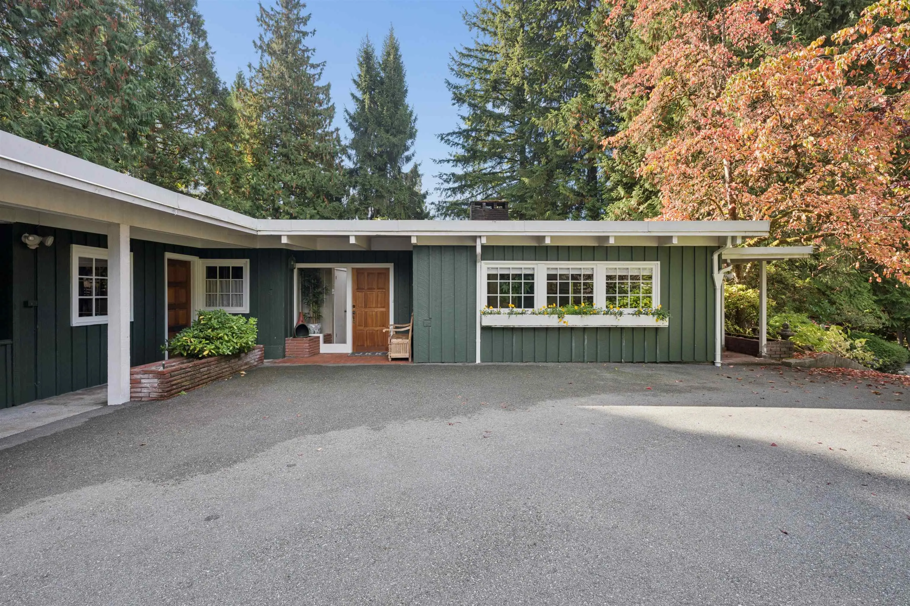 455 Macbeth Crescent