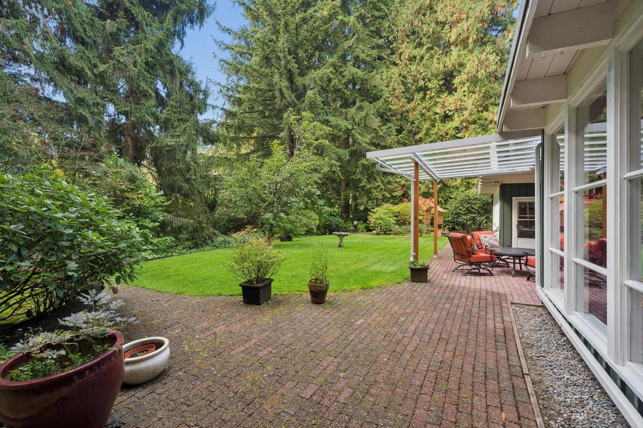 455 Macbeth Crescent