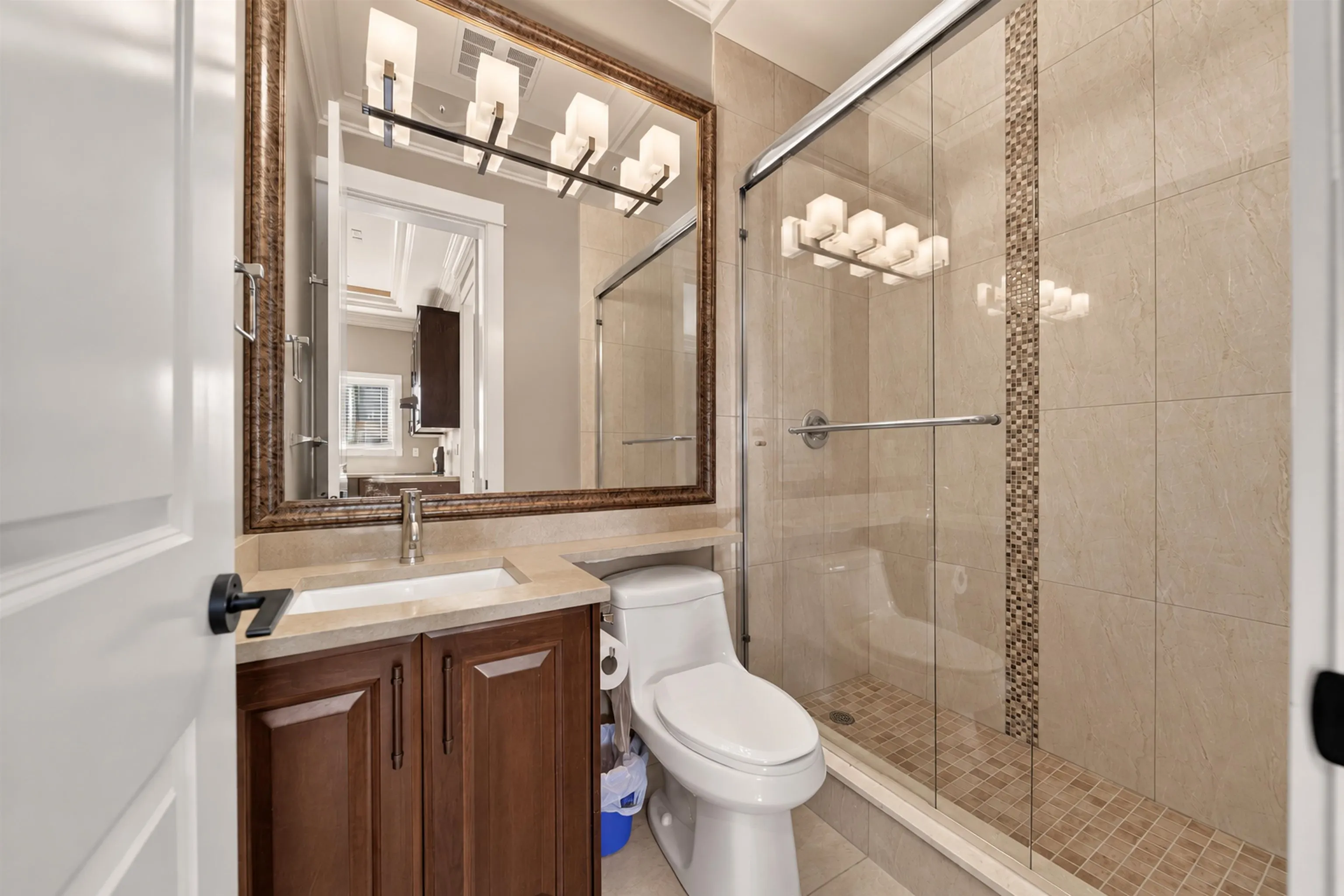 6211 Bellflower Drive