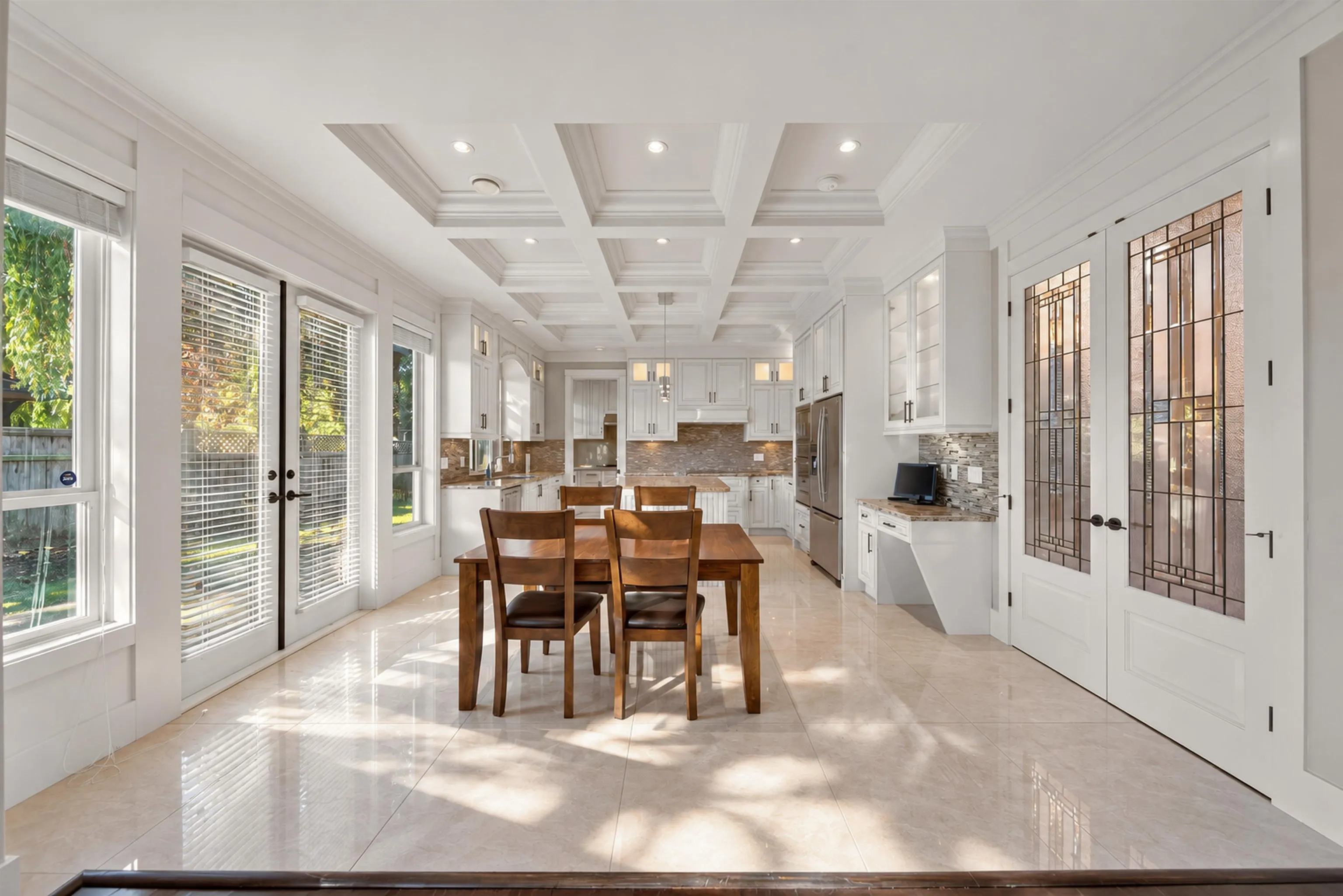 6211 Bellflower Drive