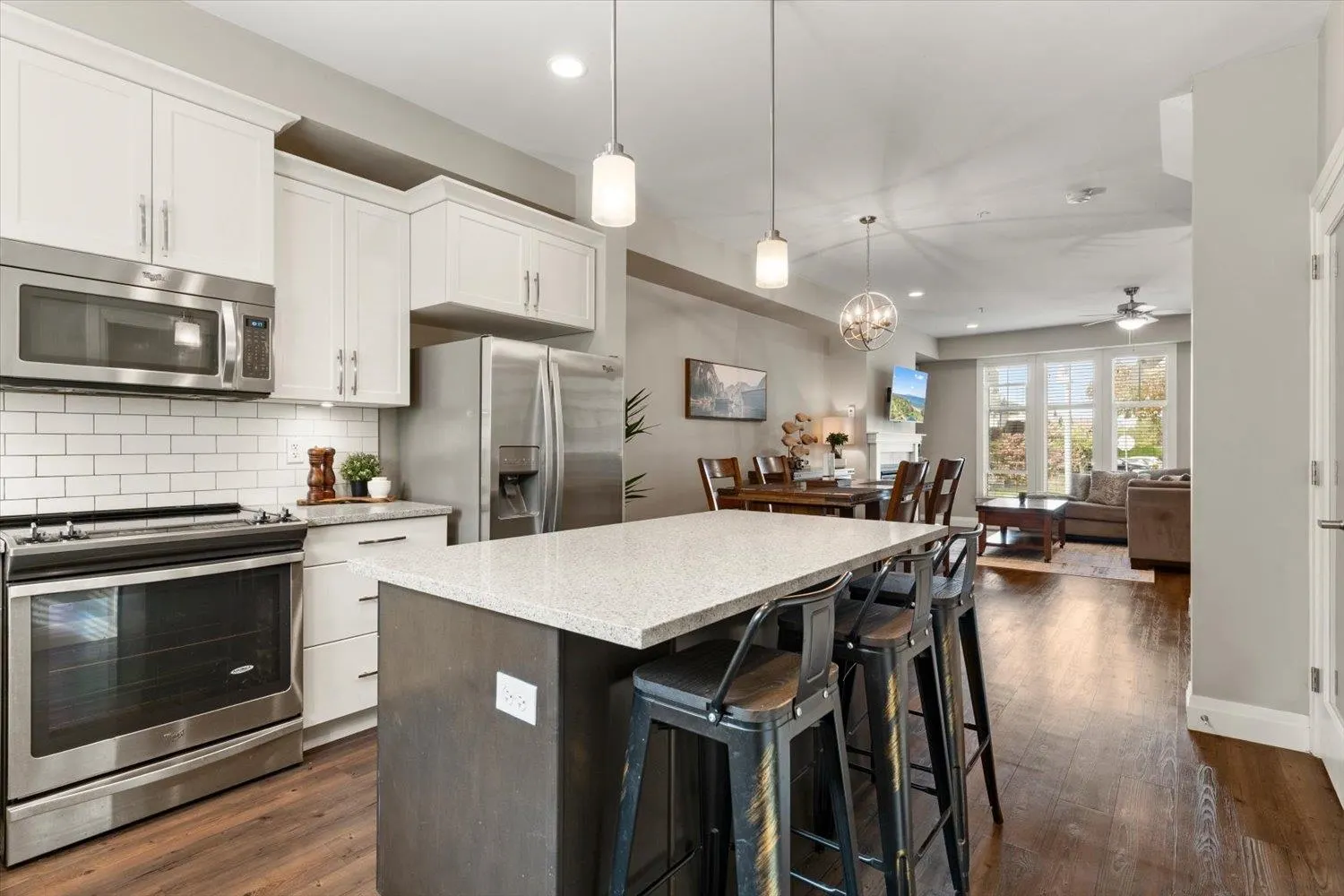 5482 Peach Road