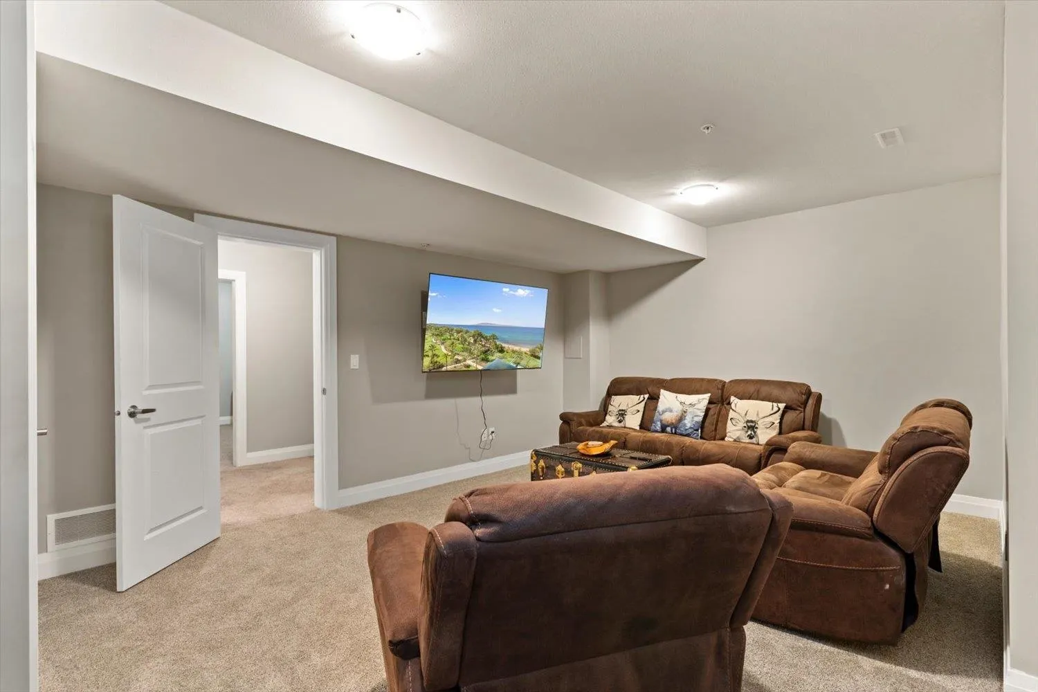 5482 Peach Road