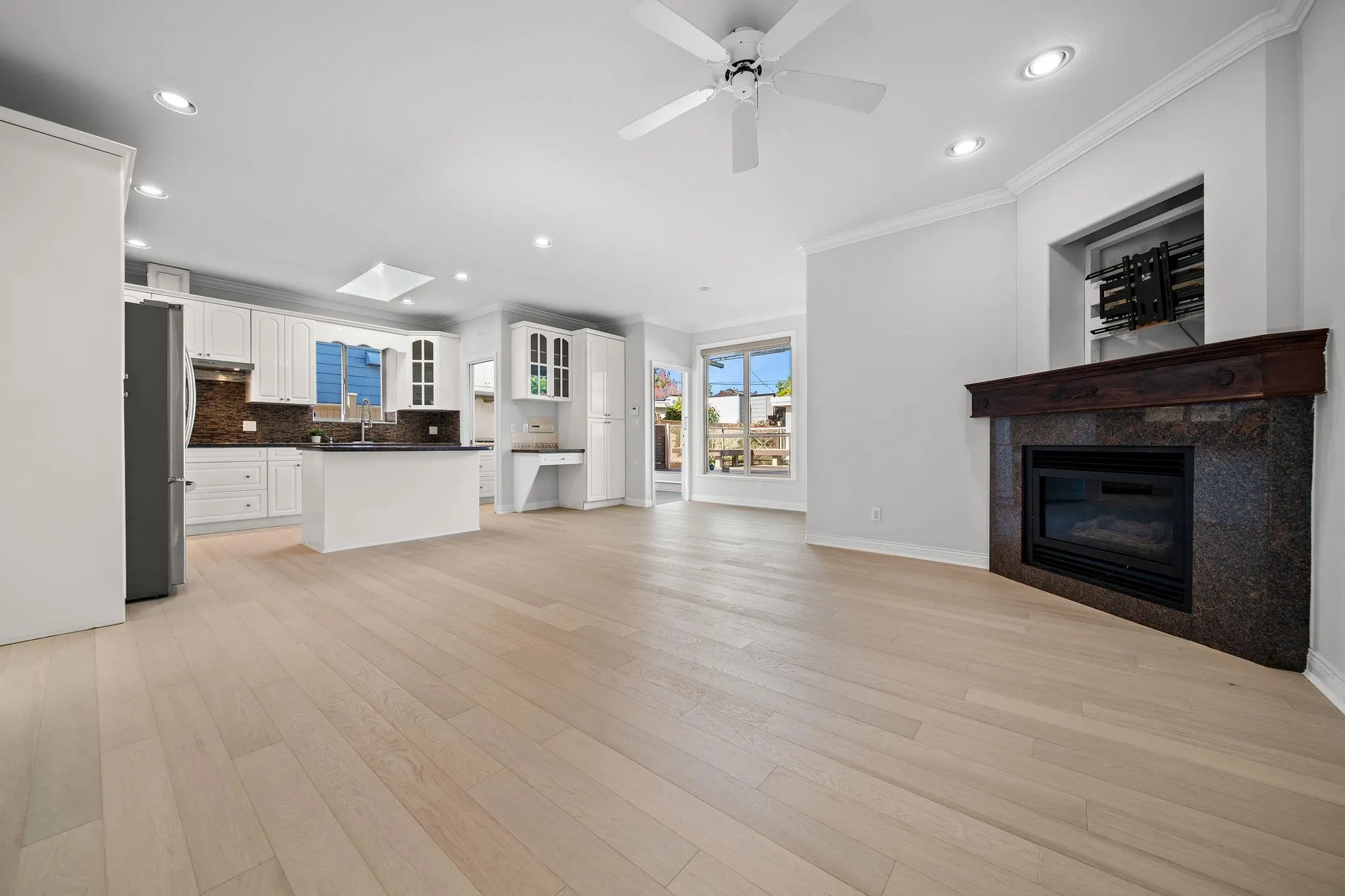 336 W 19th Street