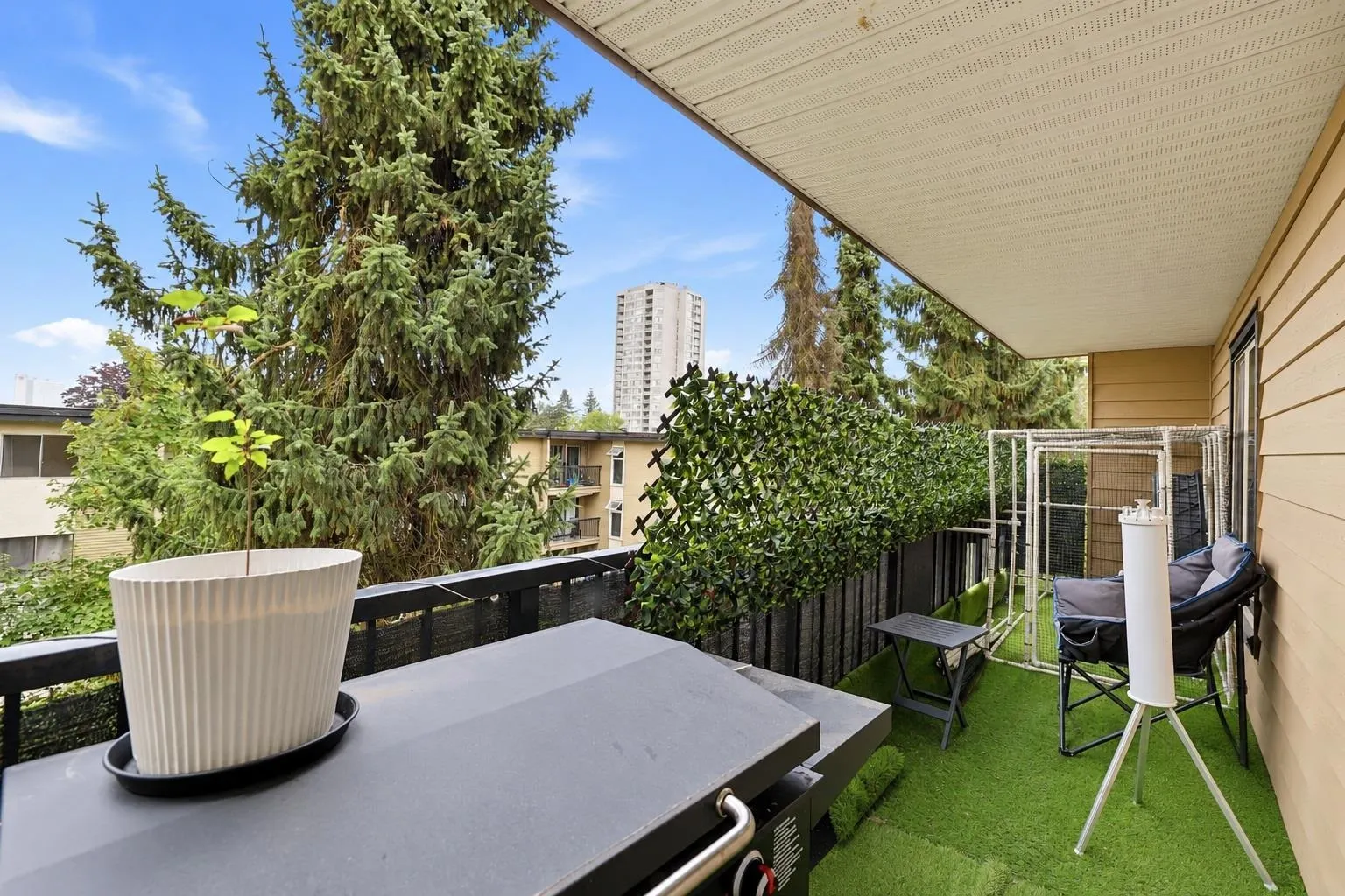 10438 148 Street #207