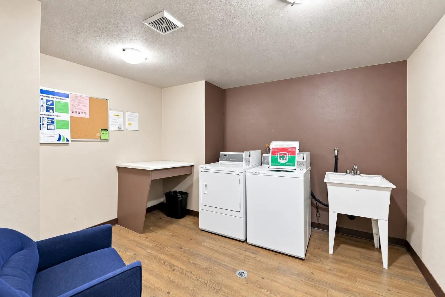 10438 148 Street #207