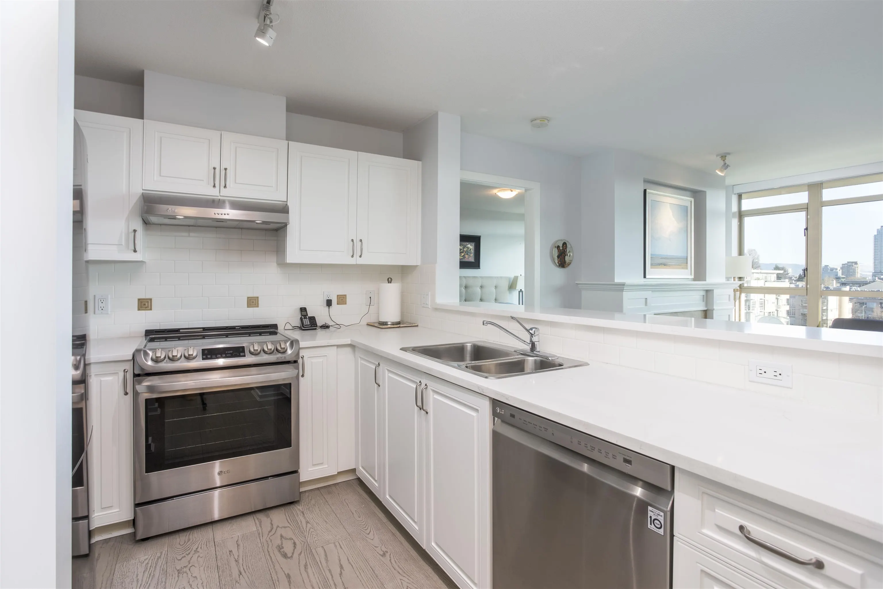 2799 Yew Street #804
