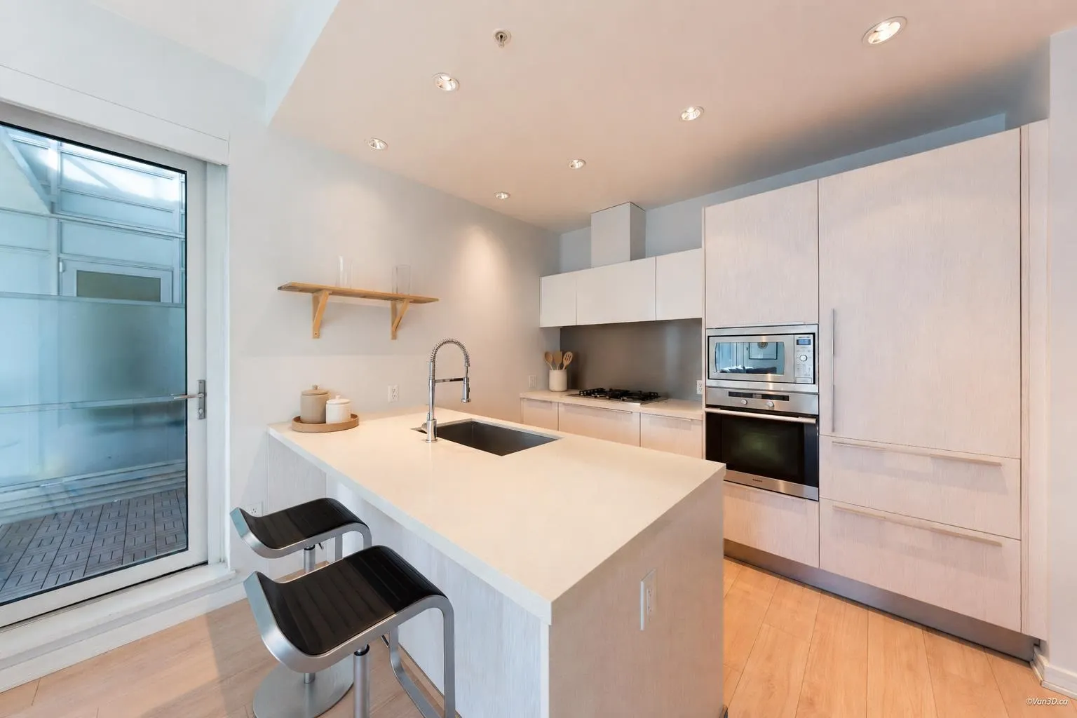1633 Ontario Street #505