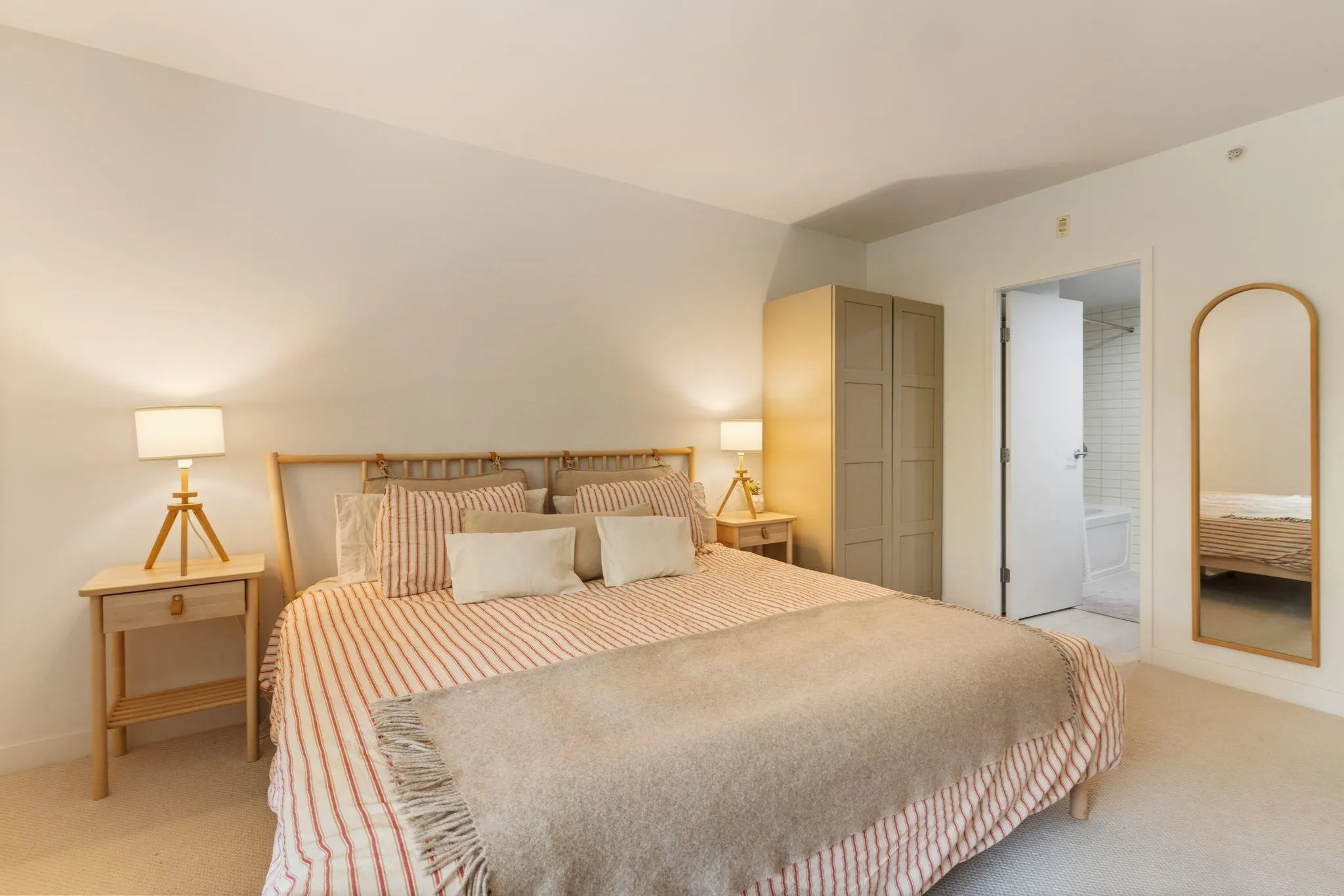 750 W 12th Avenue #403