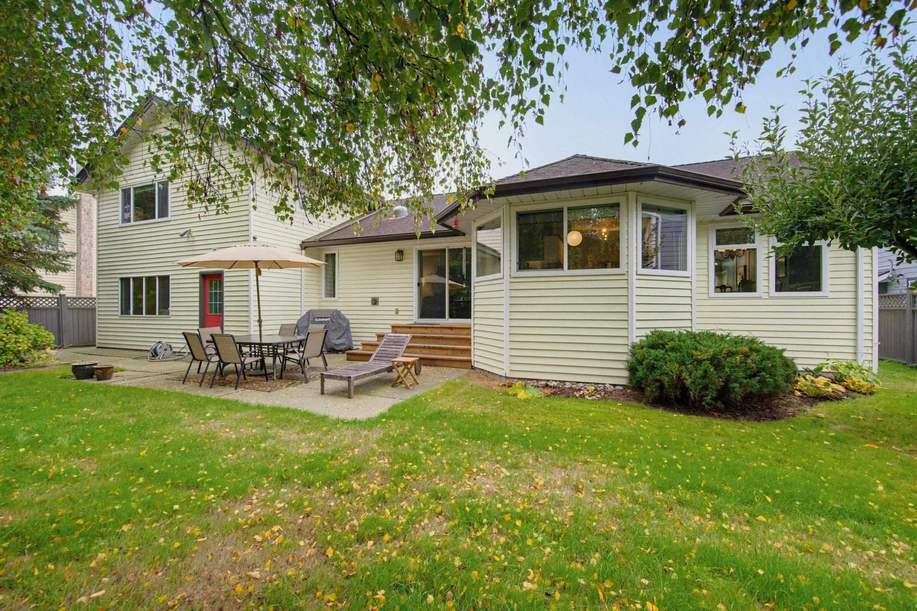 4695 London Crescent