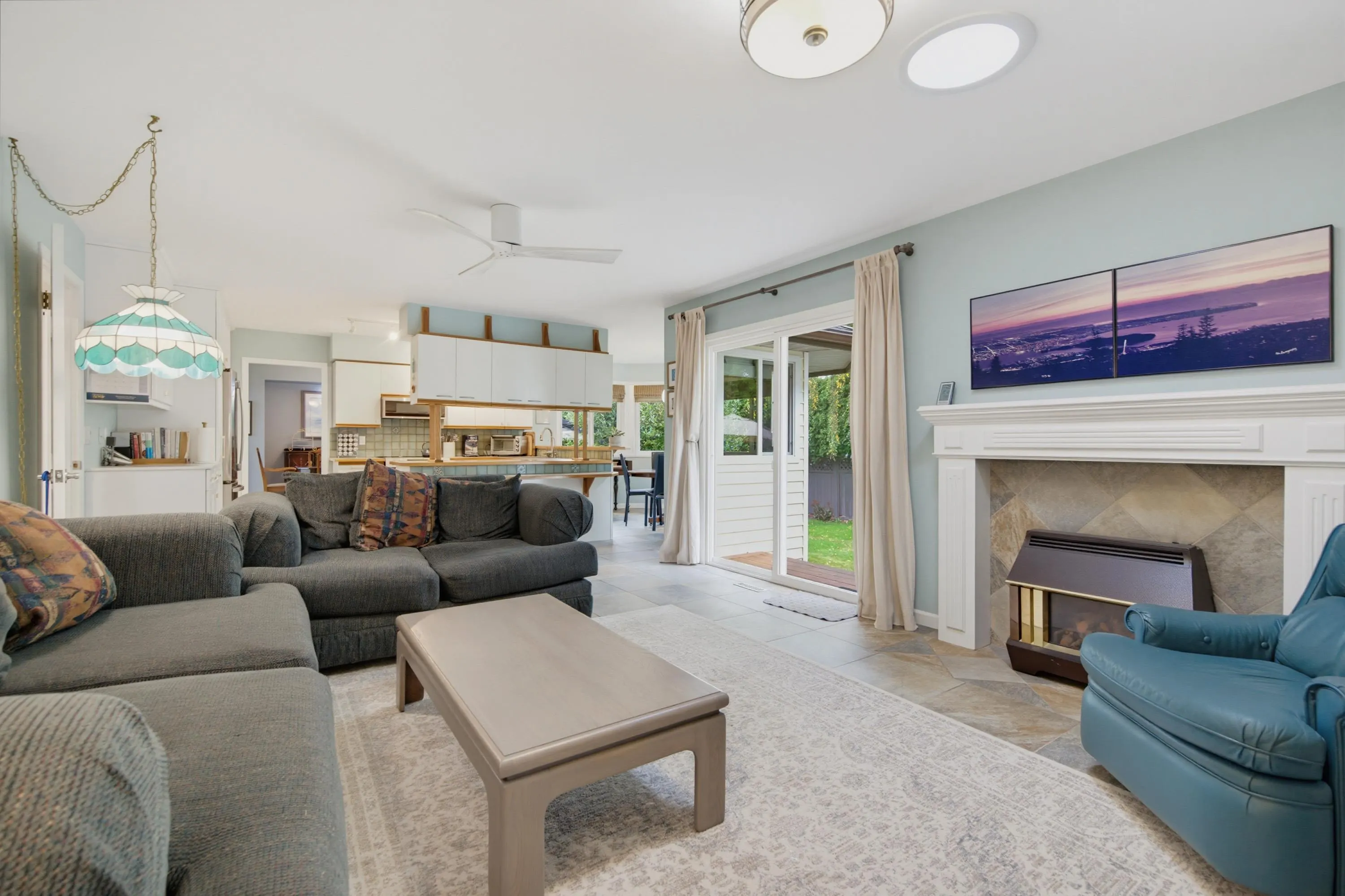 4695 London Crescent