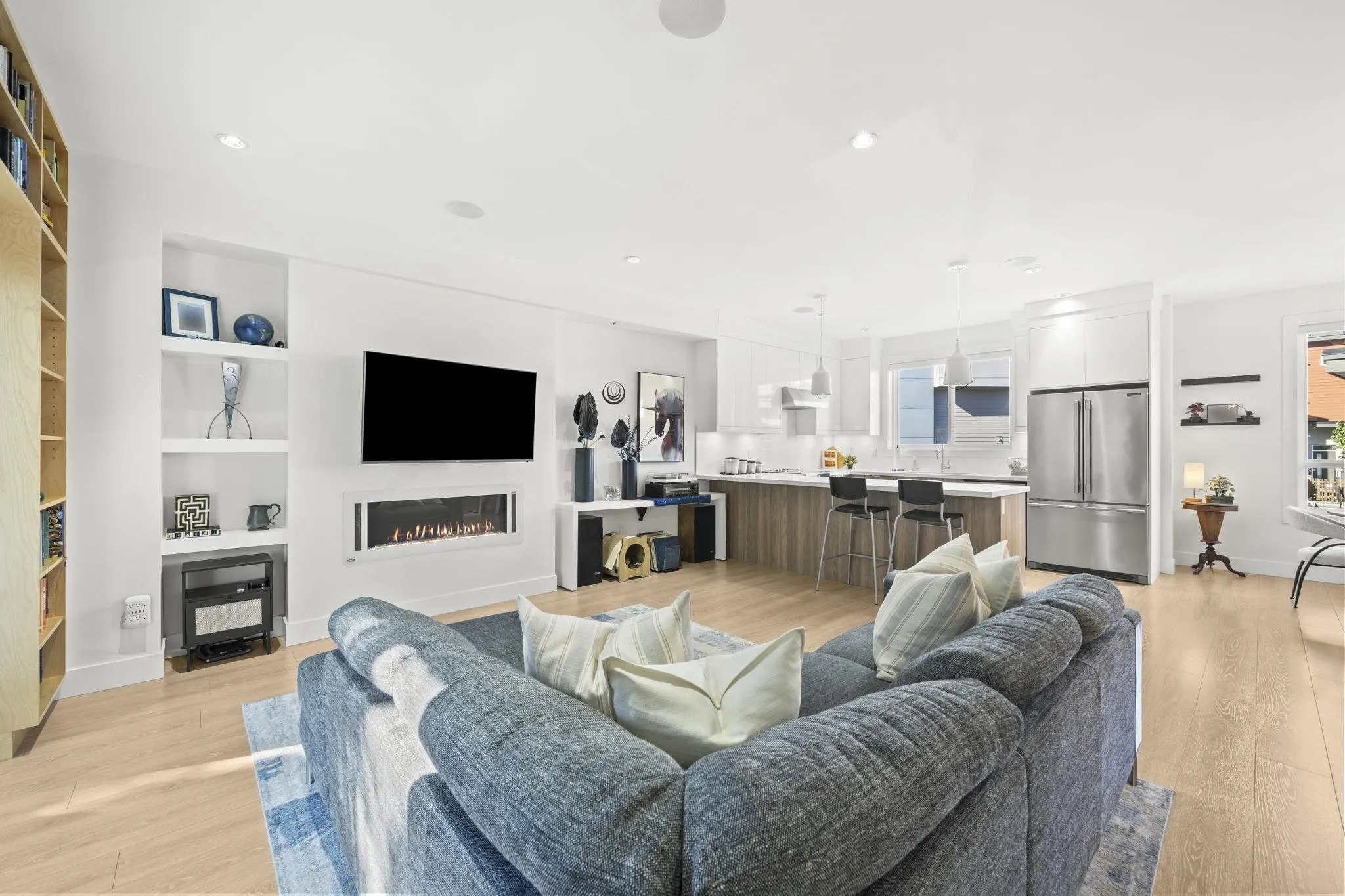 1670 160 Street #11