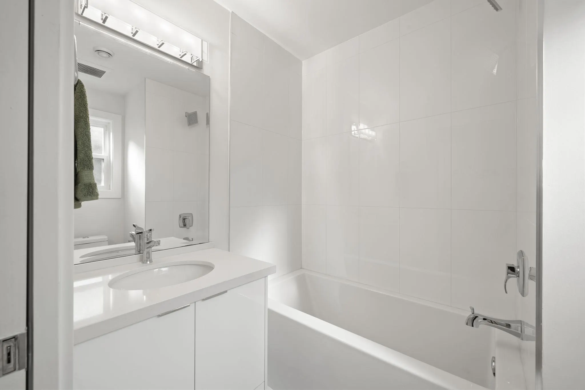 1670 160 Street #11