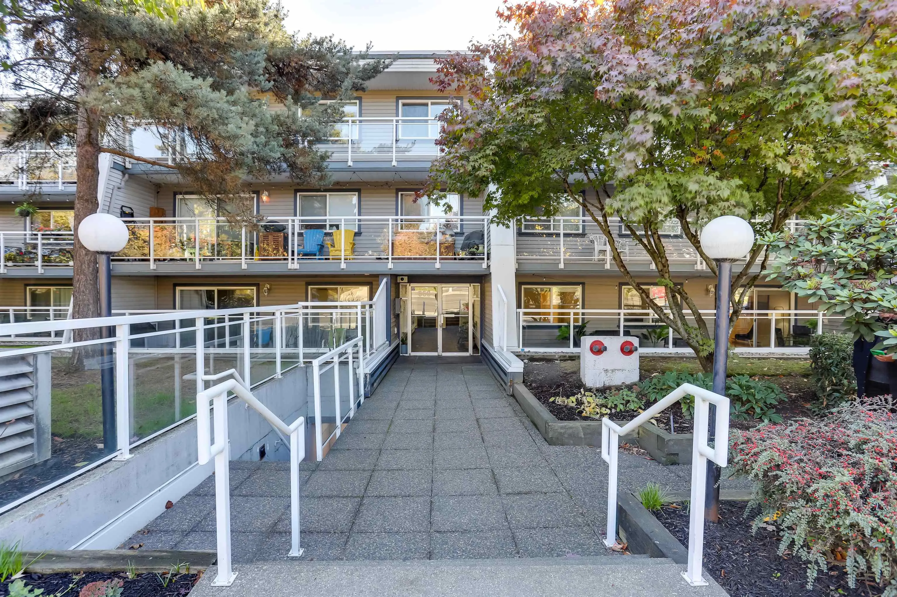 550 Royal Avenue #109