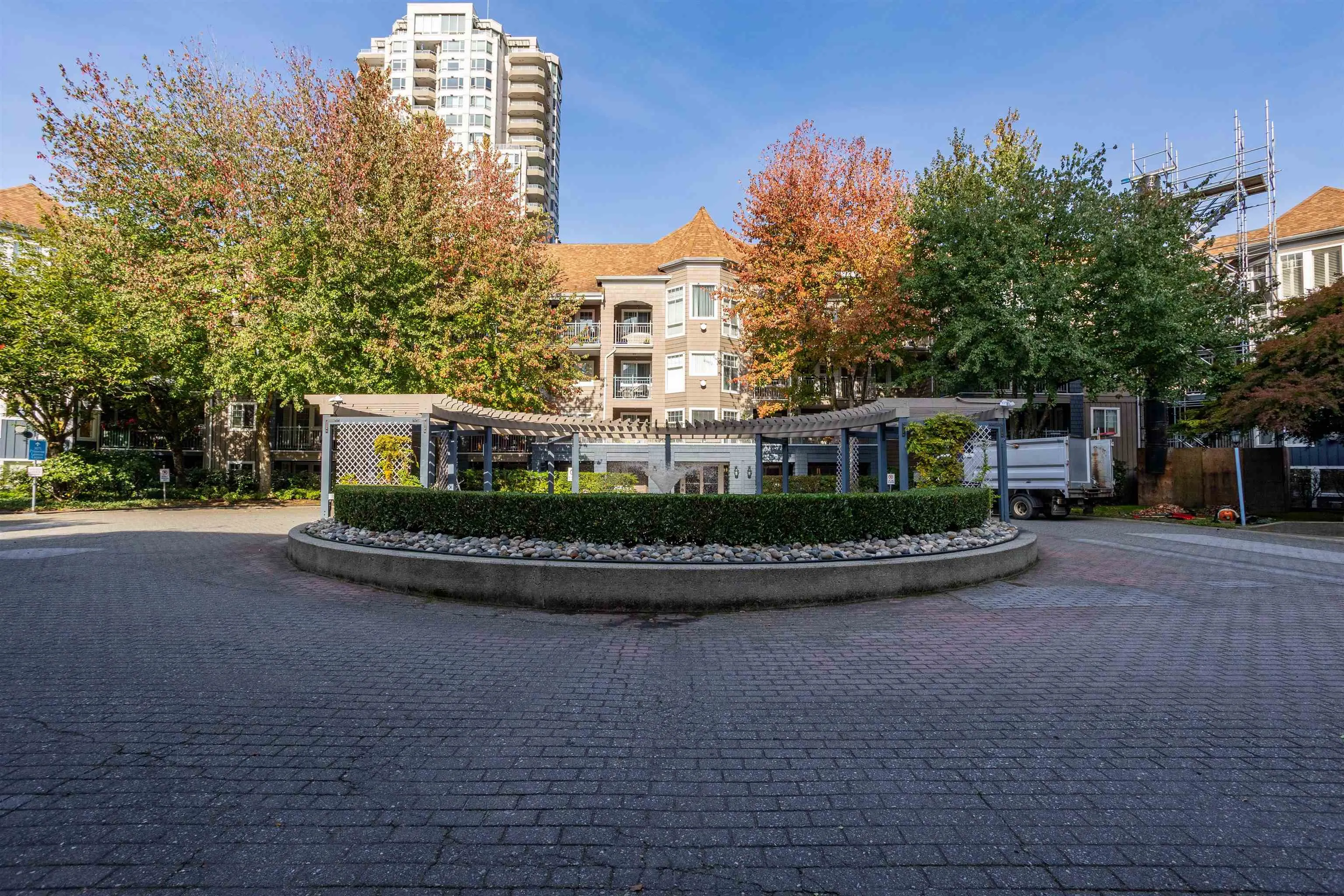 3075 Primrose Lane #402
