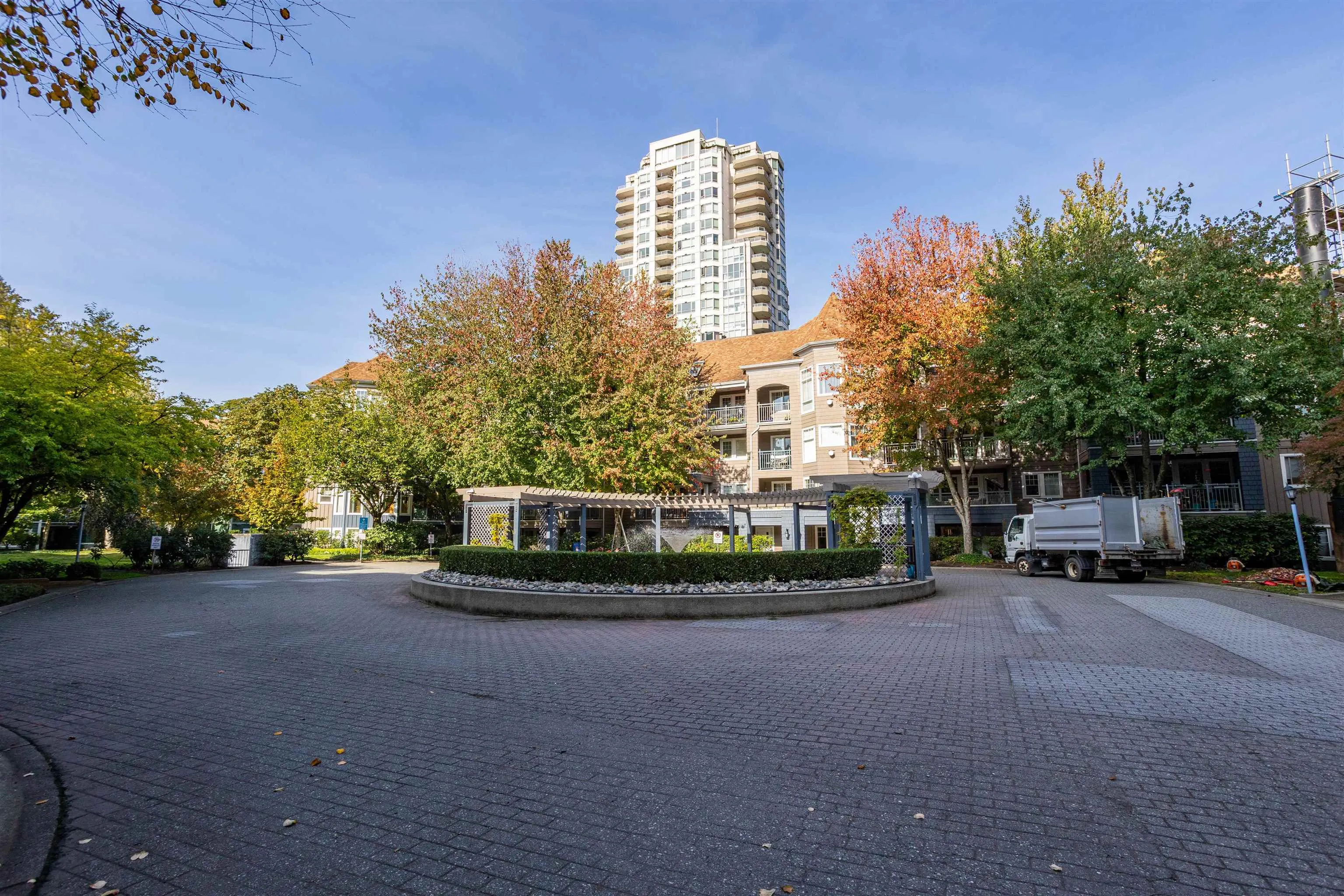 3075 Primrose Lane #402