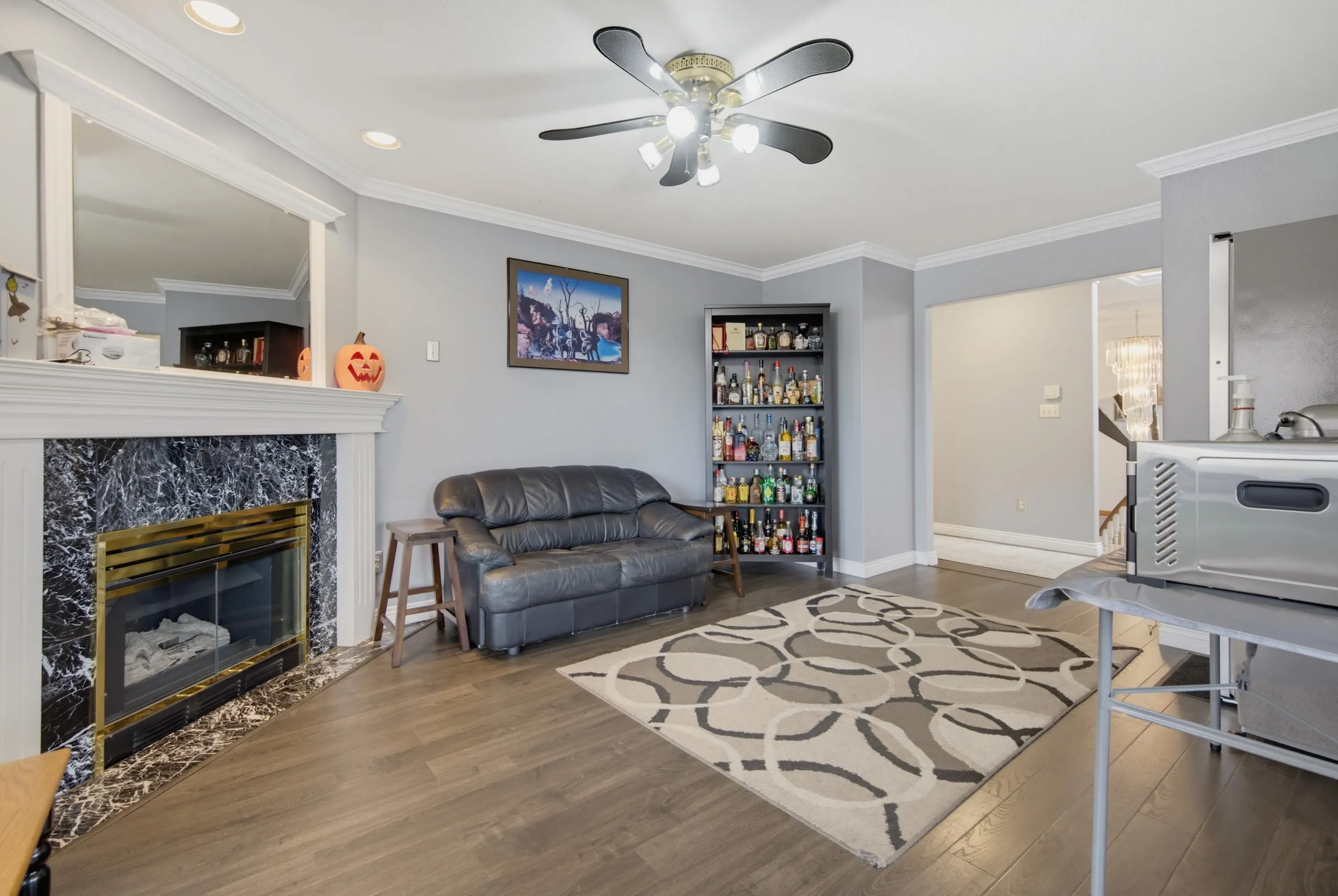 306 Marmont Street