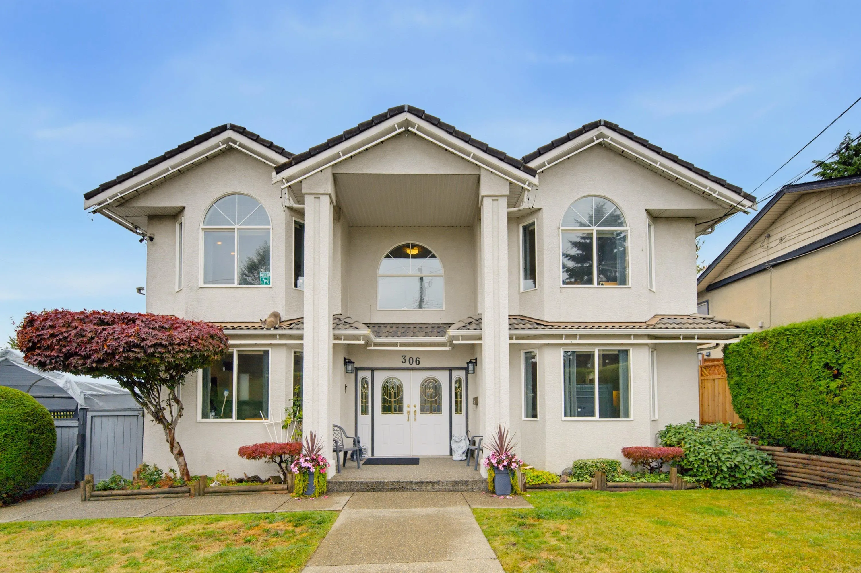 306 Marmont Street