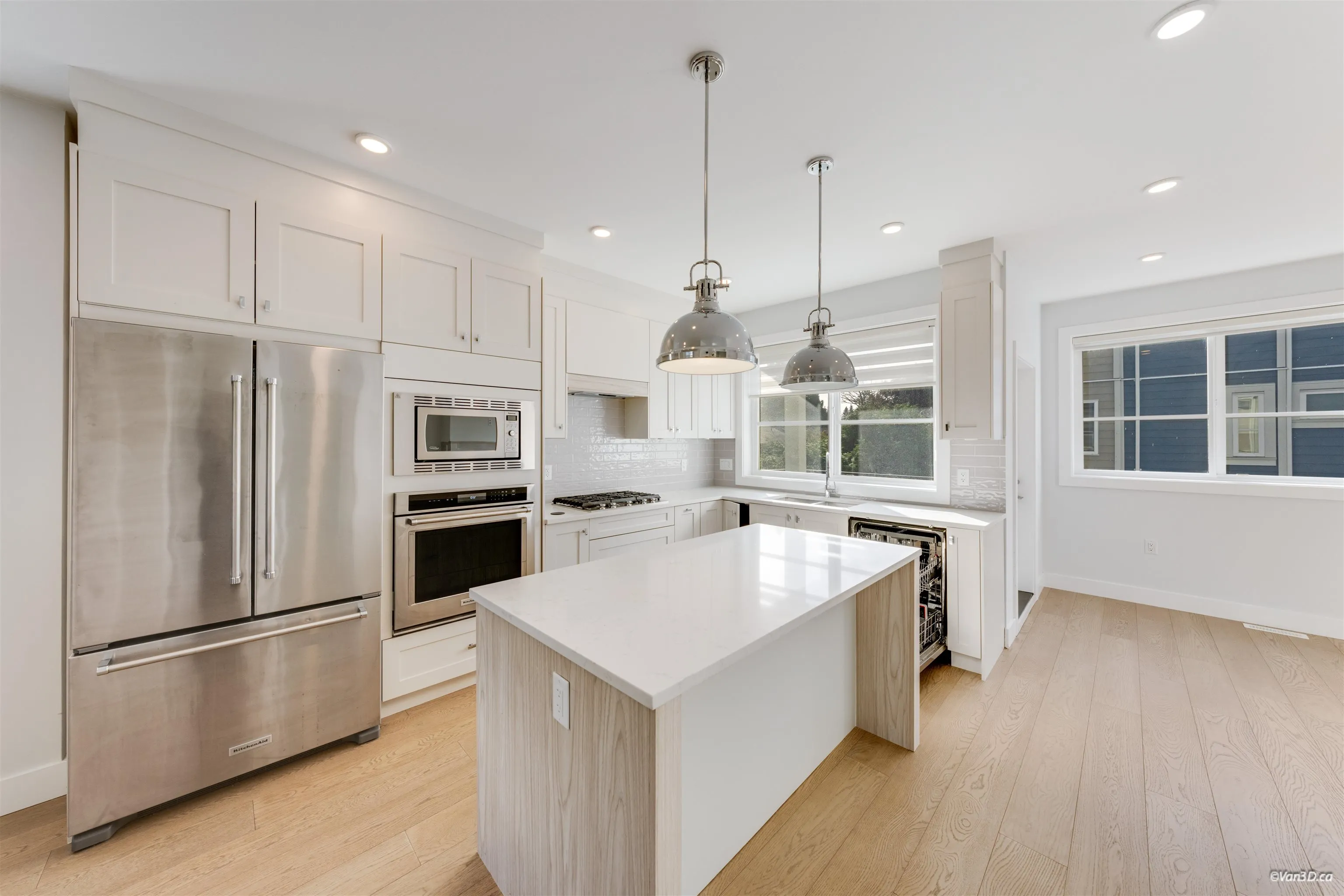 5377 8a Avenue #36