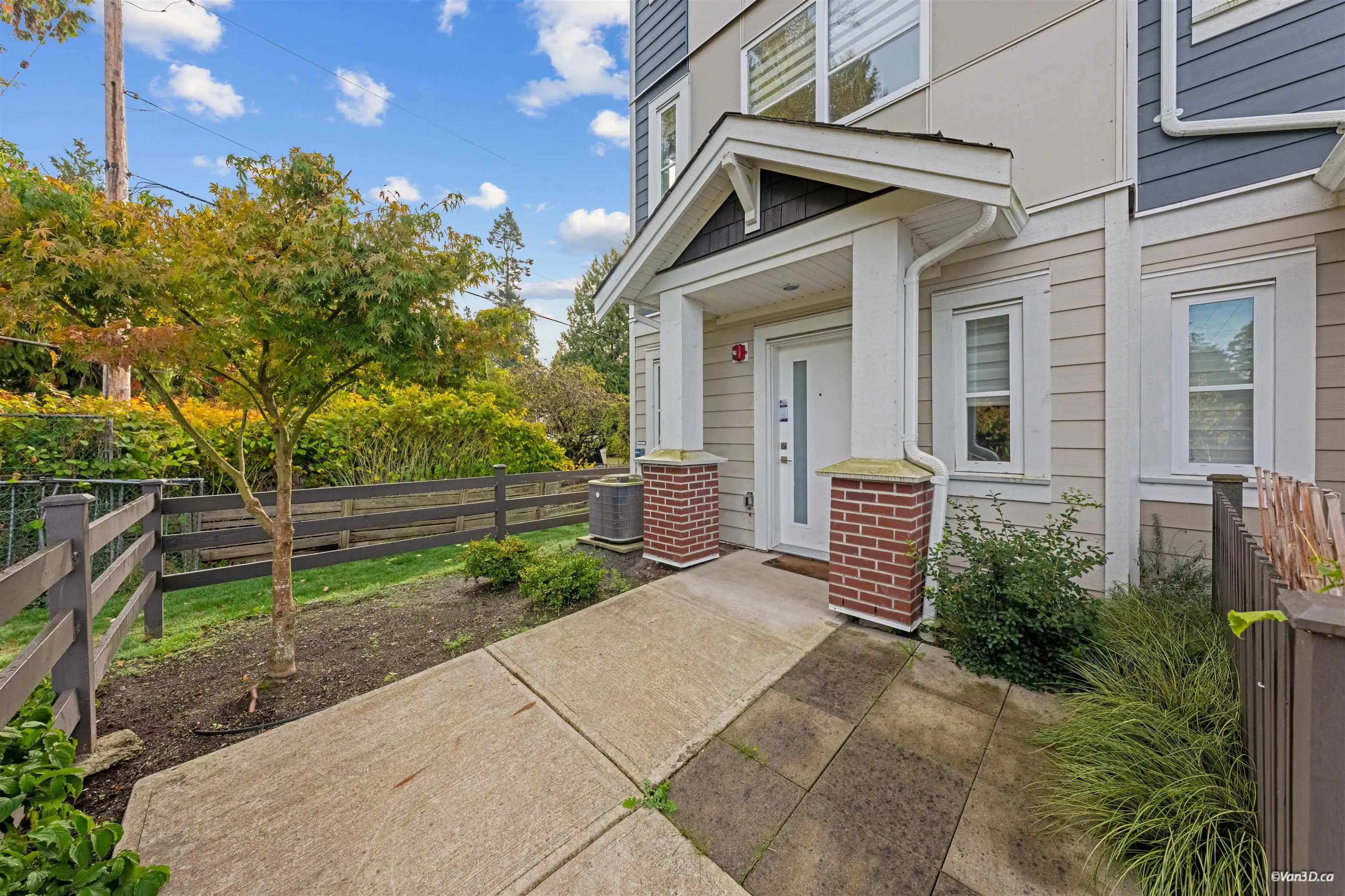 5377 8a Avenue #36