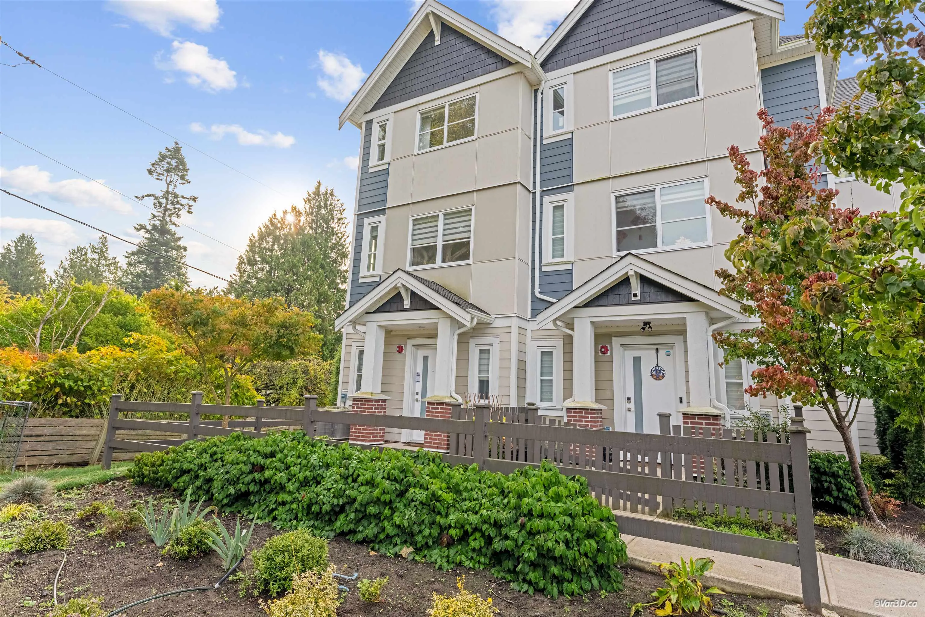 5377 8a Avenue #36
