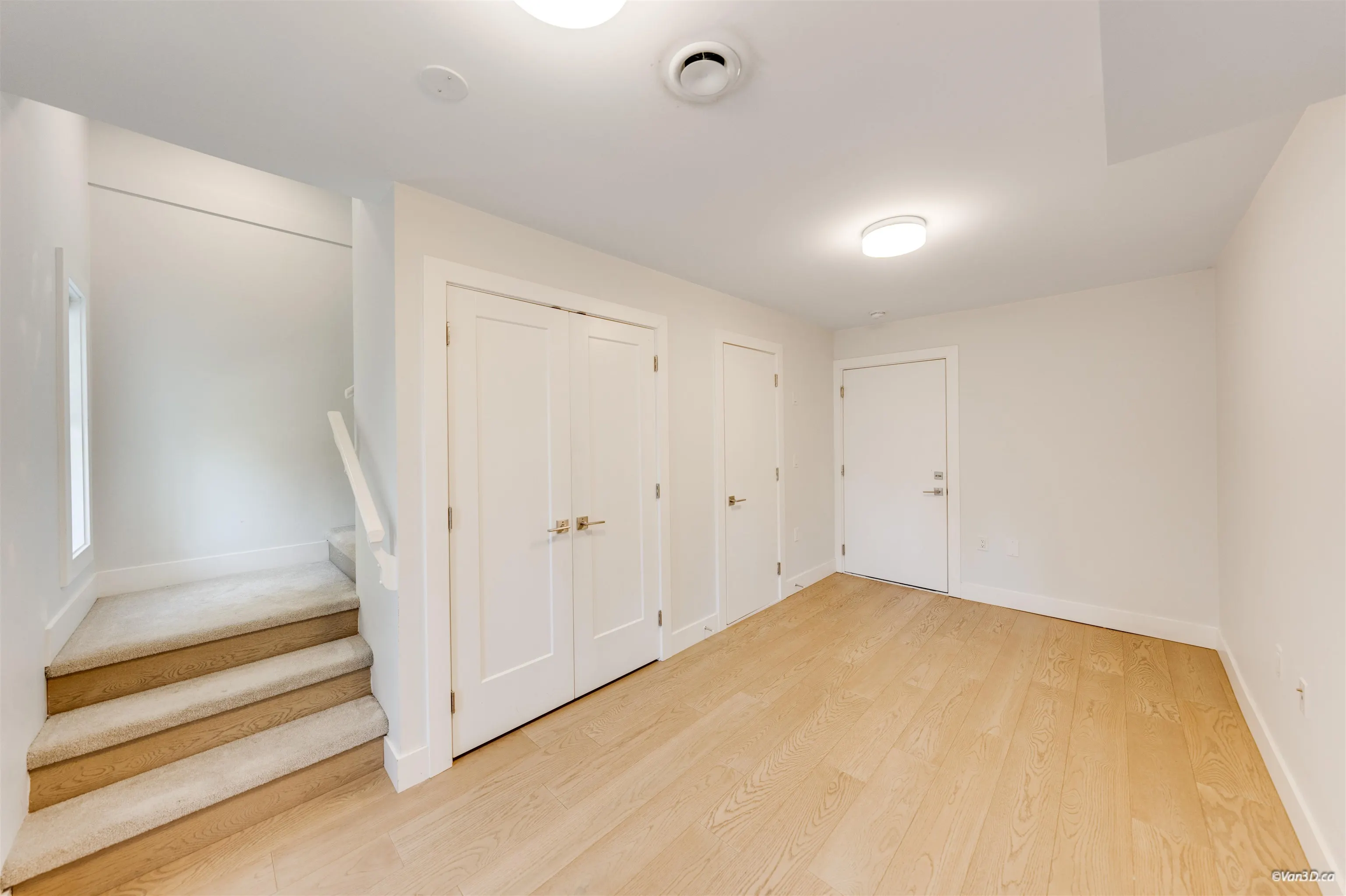 5377 8a Avenue #36