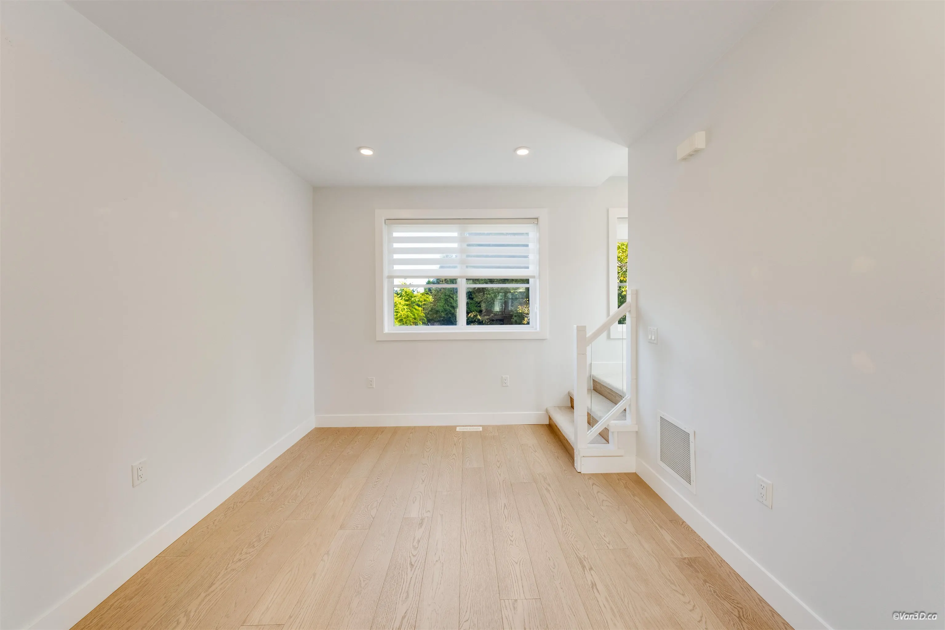 5377 8a Avenue #36