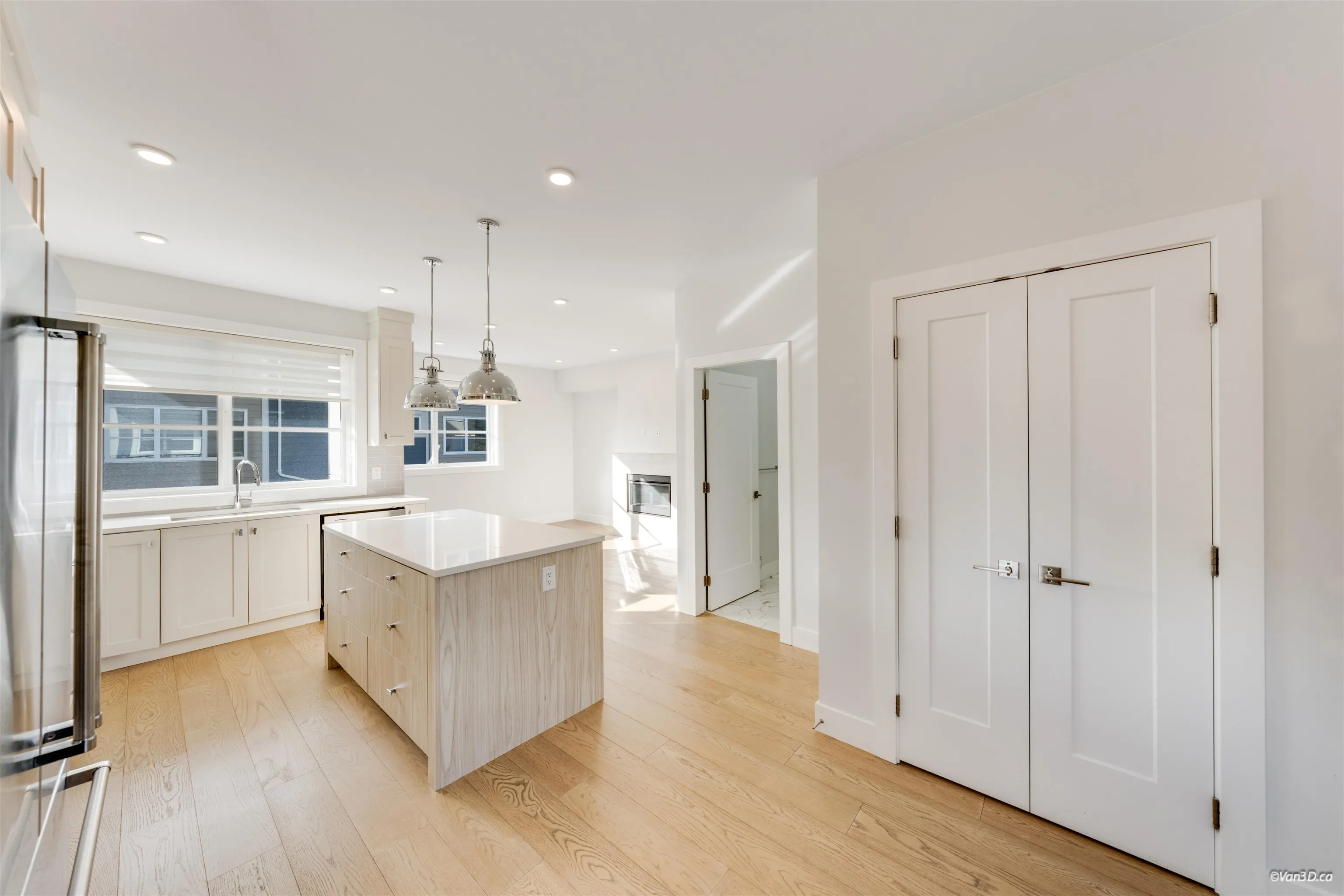 5377 8a Avenue #36