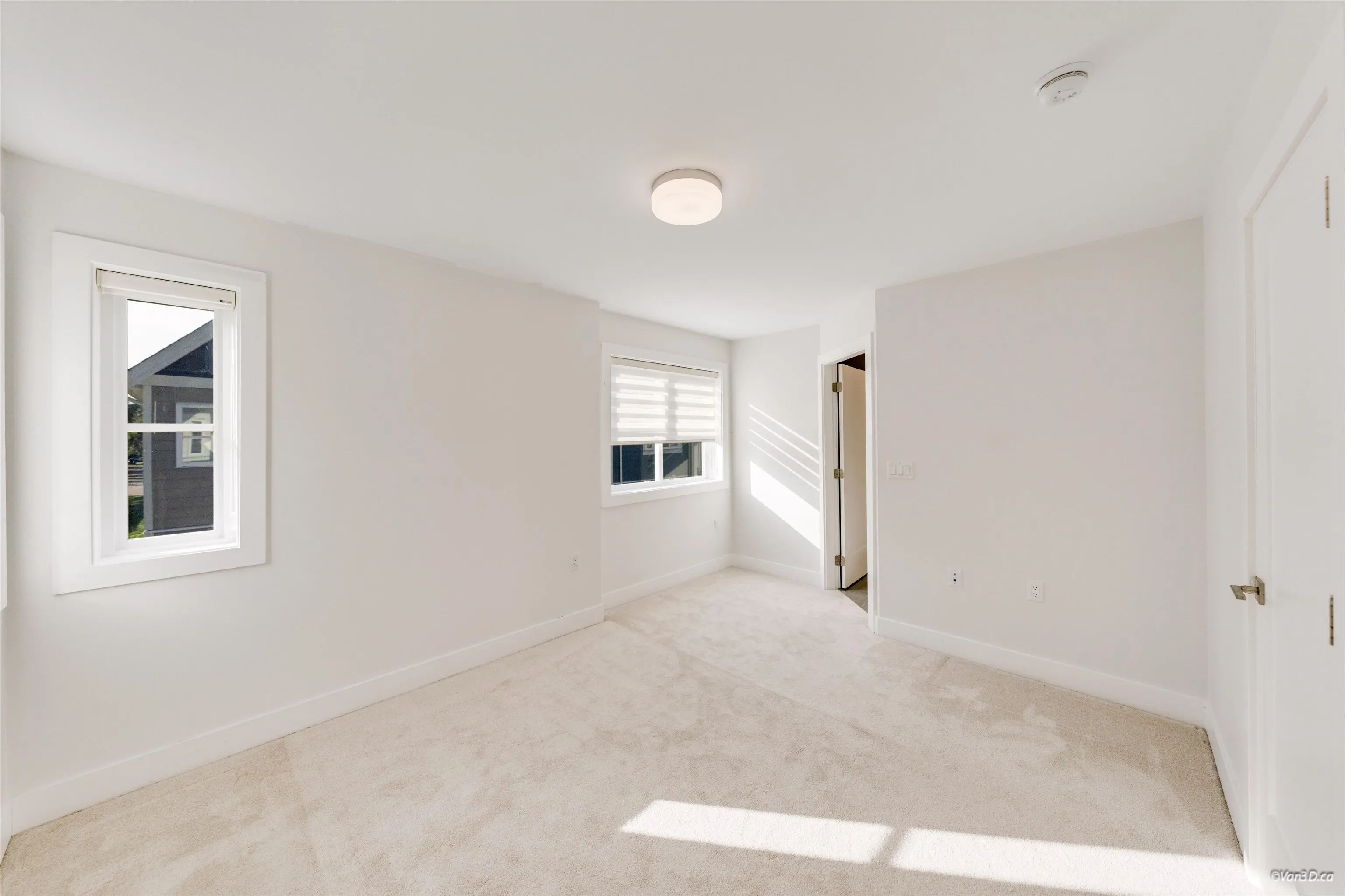 5377 8a Avenue #36