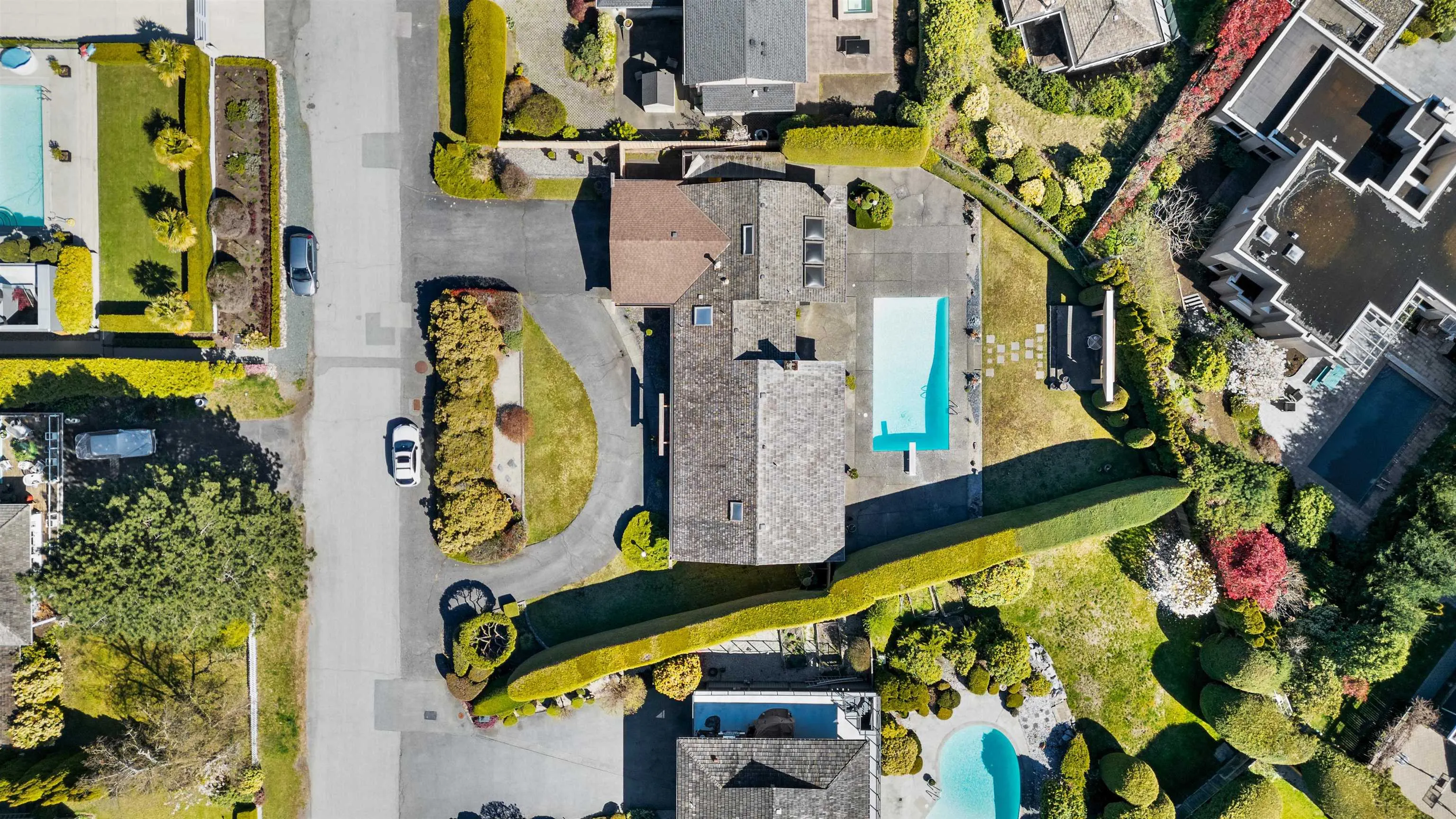 4211 Rockridge Crescent