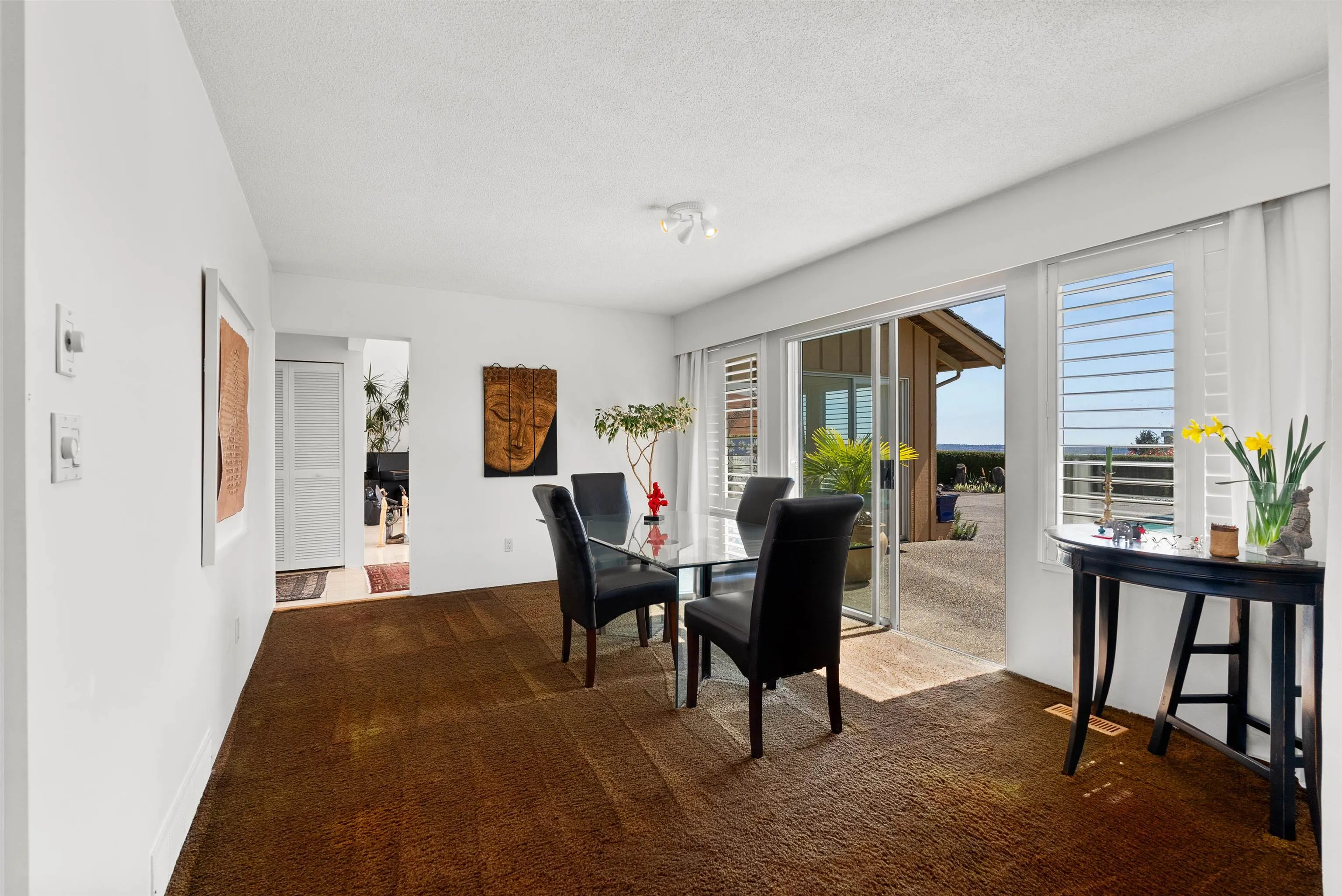 4211 Rockridge Crescent