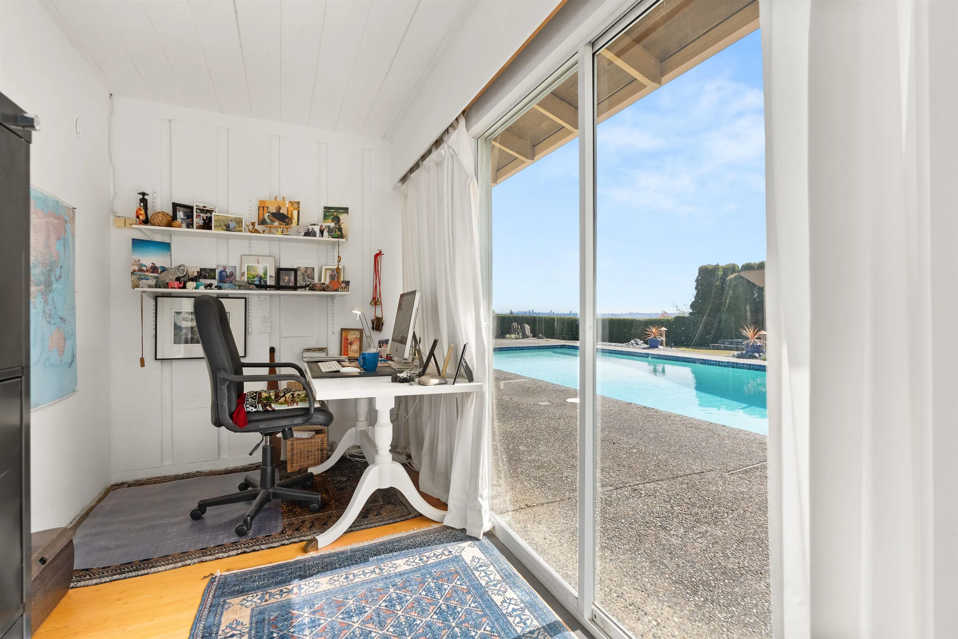 4211 Rockridge Crescent