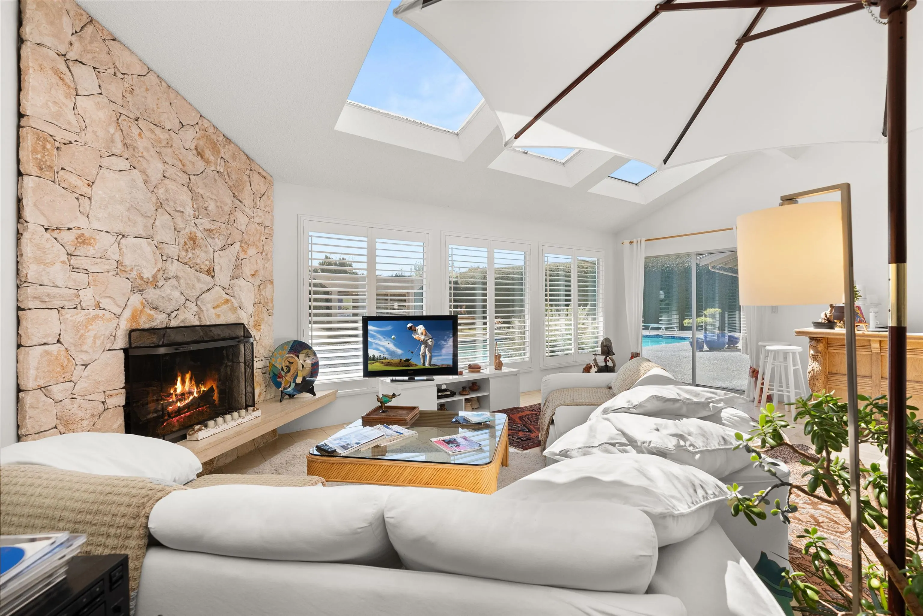 4211 Rockridge Crescent
